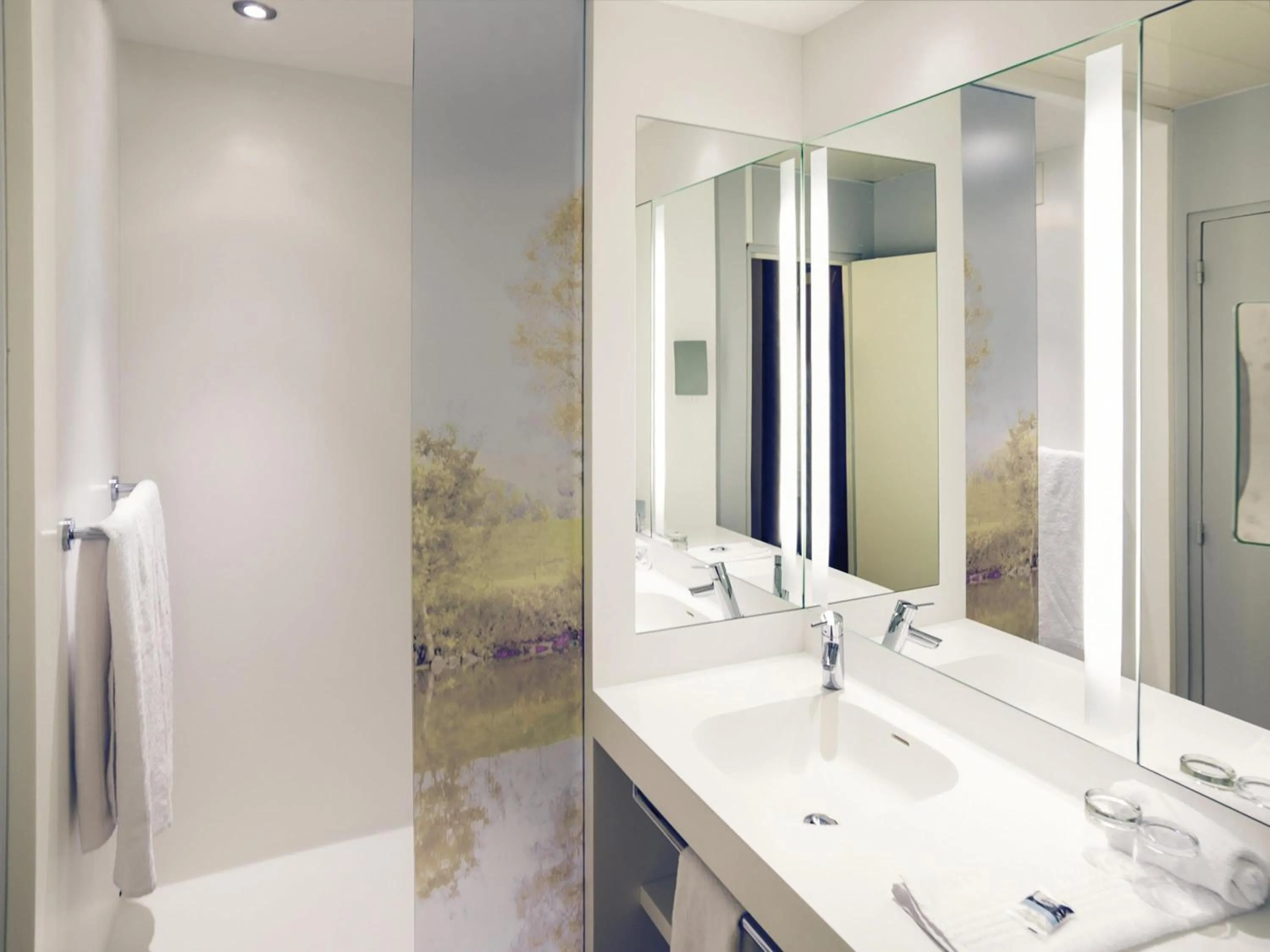 Bedroom in Hôtel Mercure Mâcon Bord de Saône