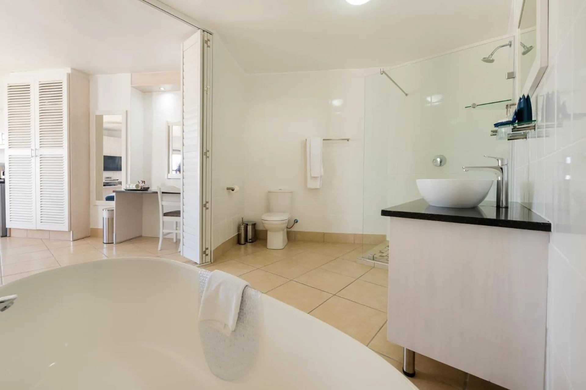 Toilet in Club Mykonos Langebaan