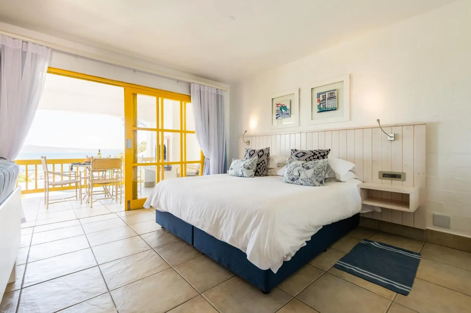 One-Bedroom Apartment with Partial Lagoon View - Hillside in Club Mykonos Langebaan One-Bedroom Apartment with Partial Lagoon View - Hillside in Club Mykonos Langebaan