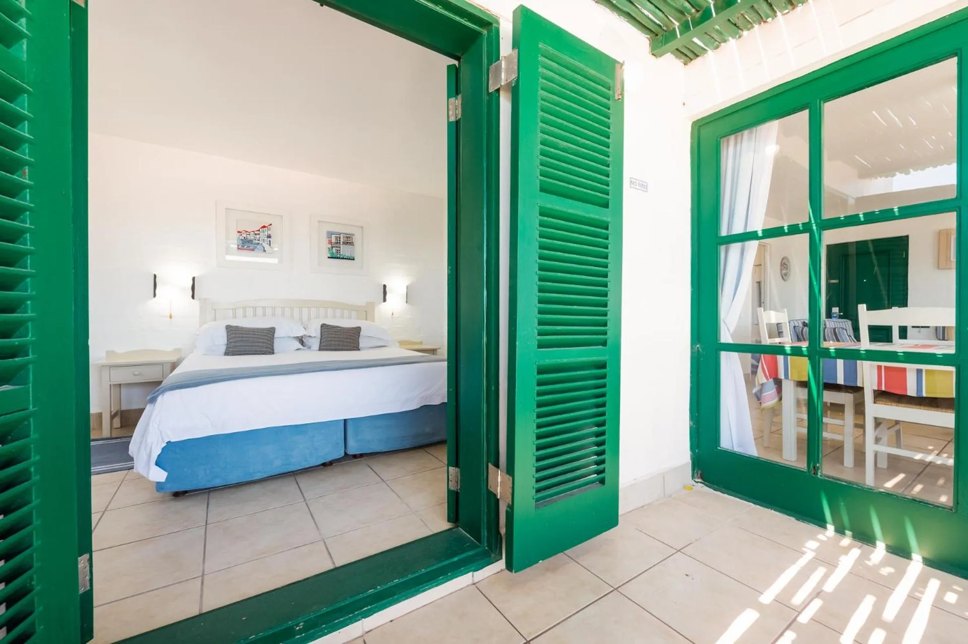 Bed in Club Mykonos Langebaan