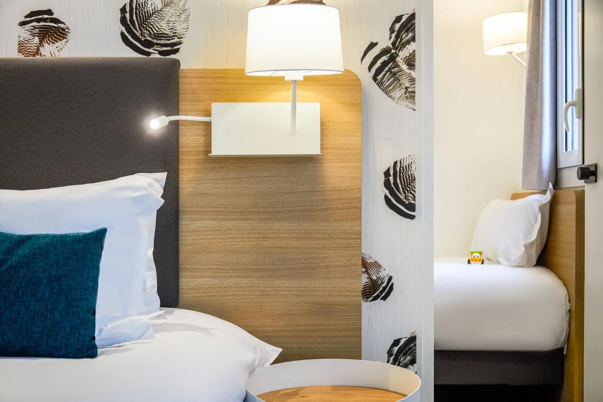 Photo of the whole room, Bed in Holiday Inn Perpignan by IHG