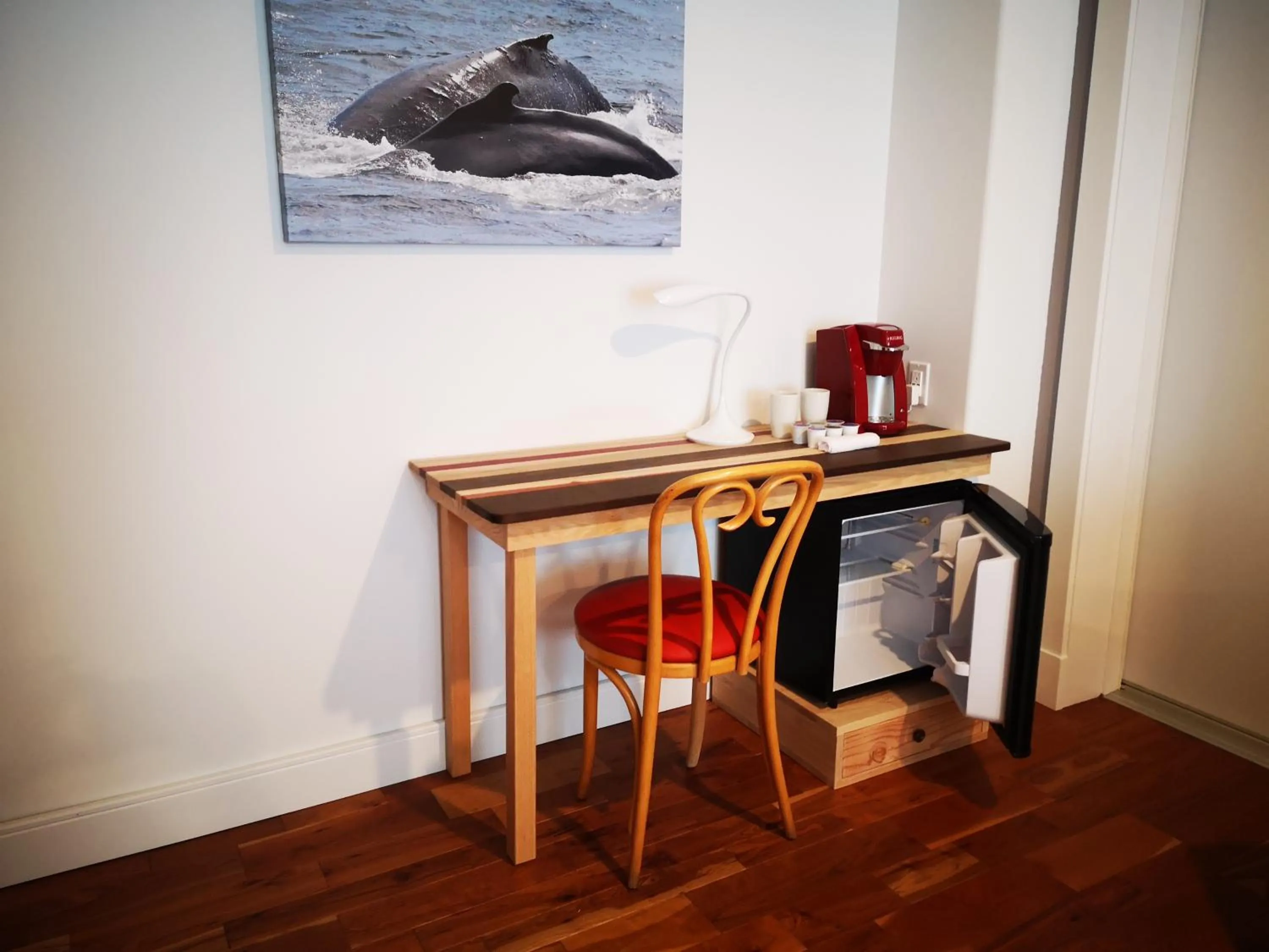 Seating area in Au Cachalot Caché le gîte hôtel