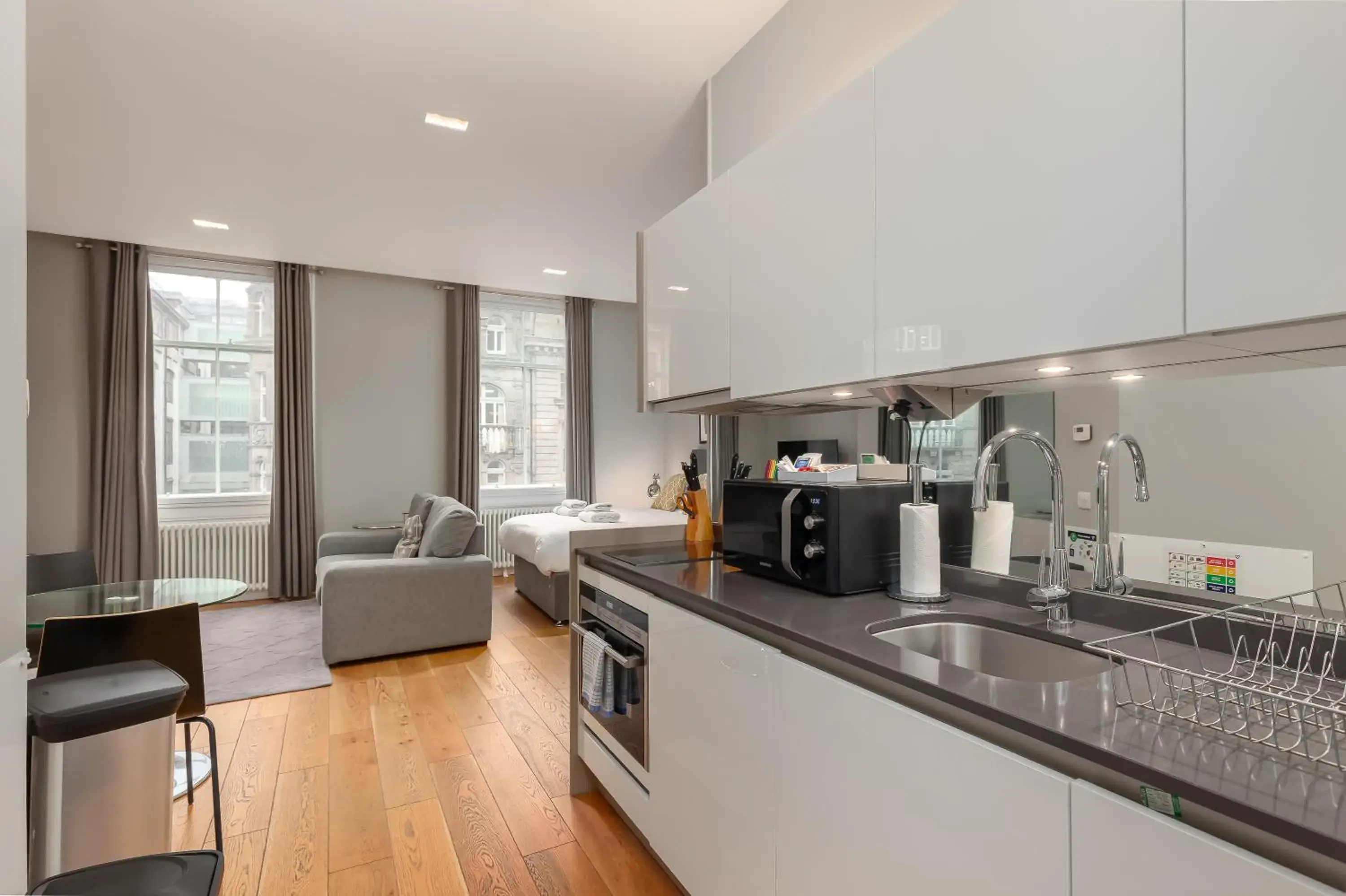 Superior Studio (2 Adults) in Destiny Scotland - St Andrew Square Apartments Superior Studio (2 Adults) in Destiny Scotland - St Andrew Square Apartments