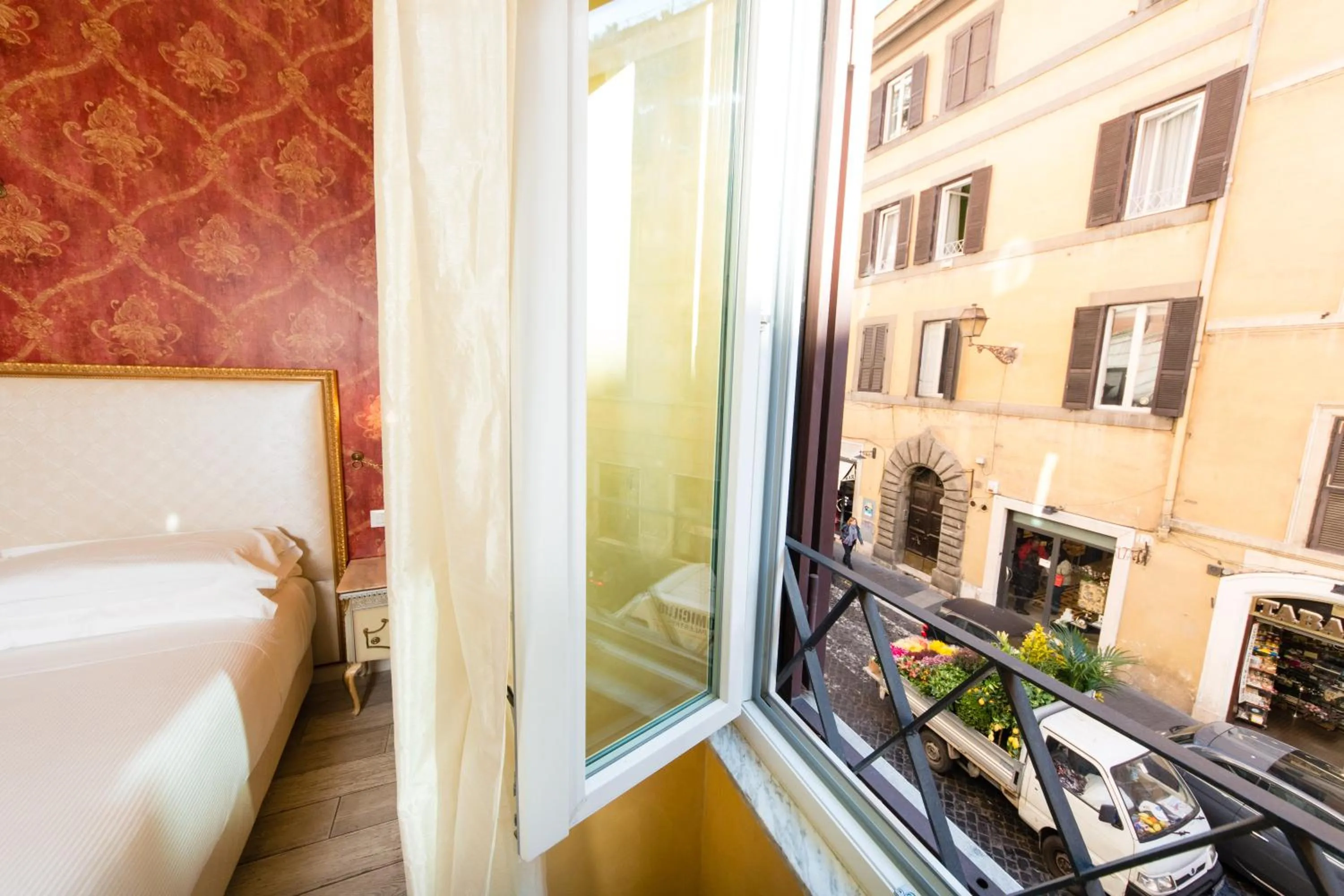 City view in Ripetta Rooms