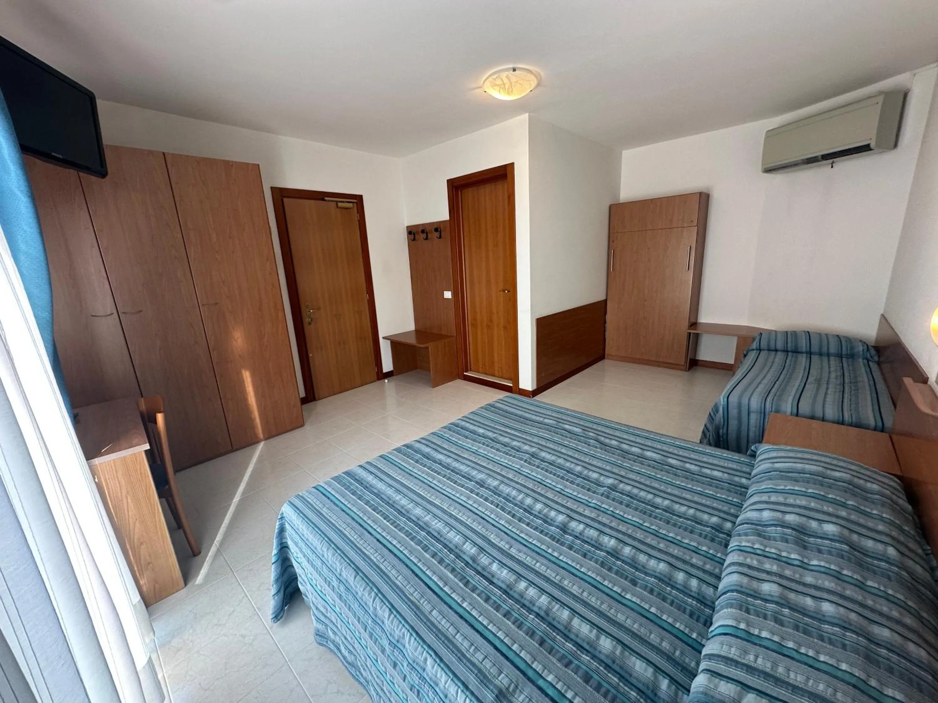 Bedroom in Hotel Vienna