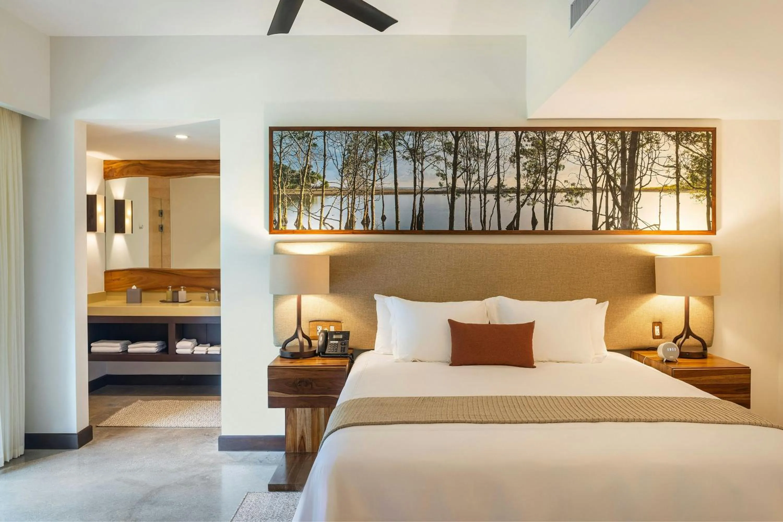 Photo of the whole room, Bed in El Mangroove Papagayo, Autograph Collection