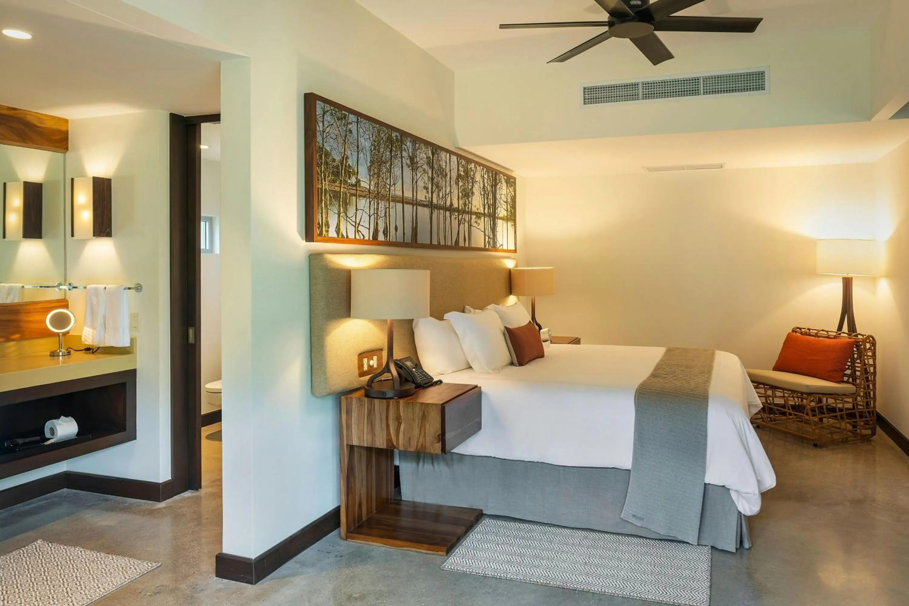 Photo of the whole room, Bed in El Mangroove Papagayo, Autograph Collection