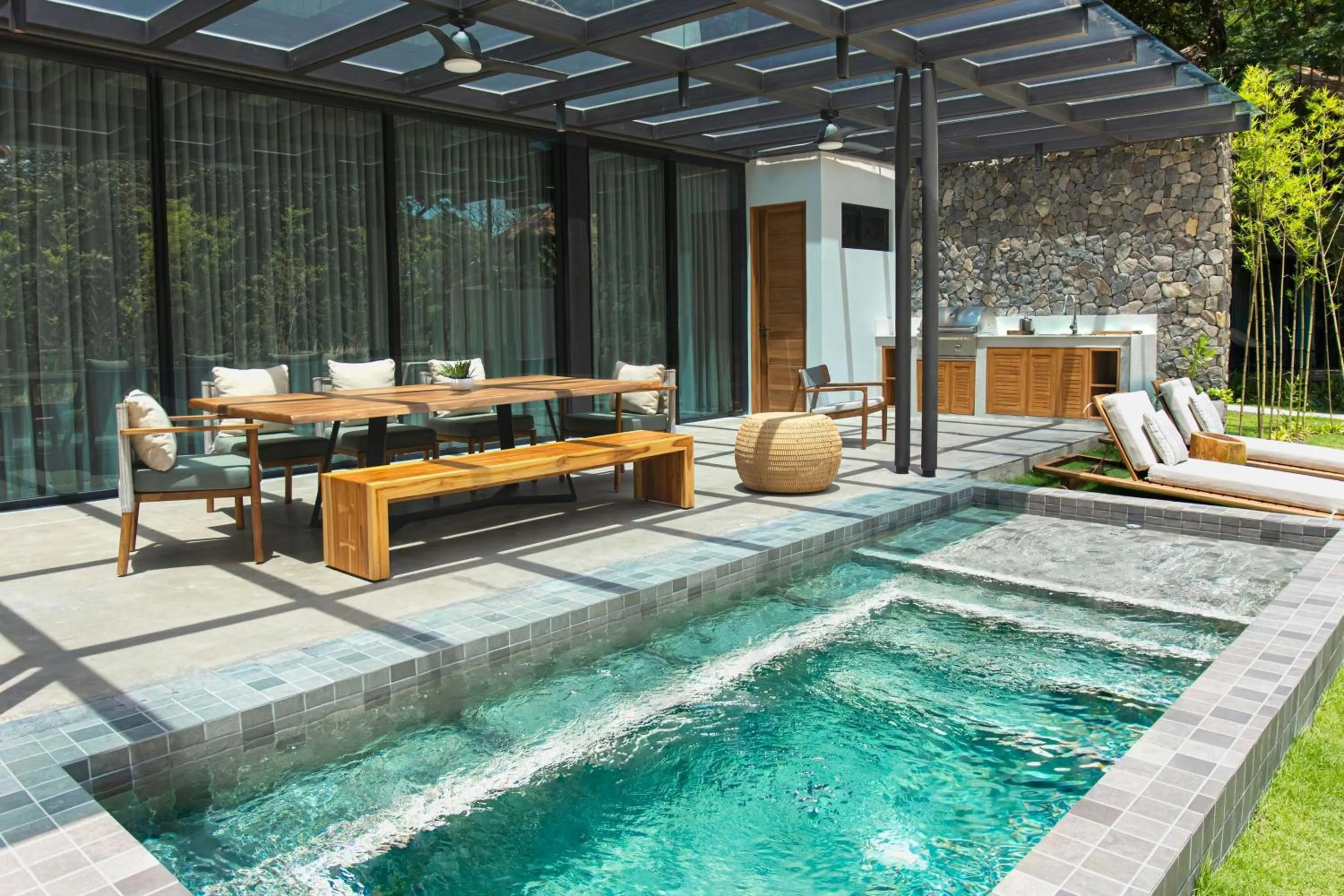 Swimming pool in El Mangroove Papagayo, Autograph Collection