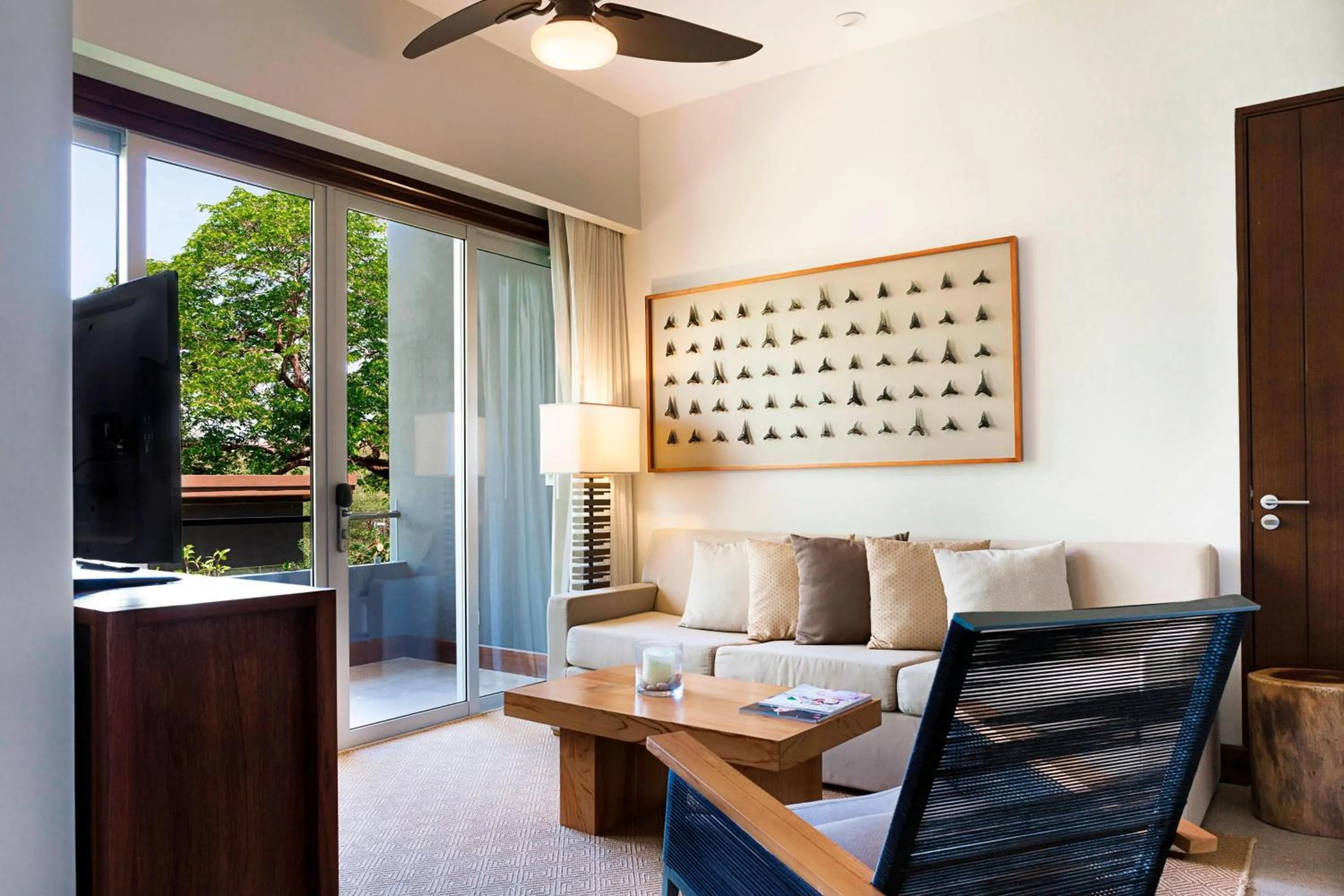 Living room in El Mangroove Papagayo, Autograph Collection