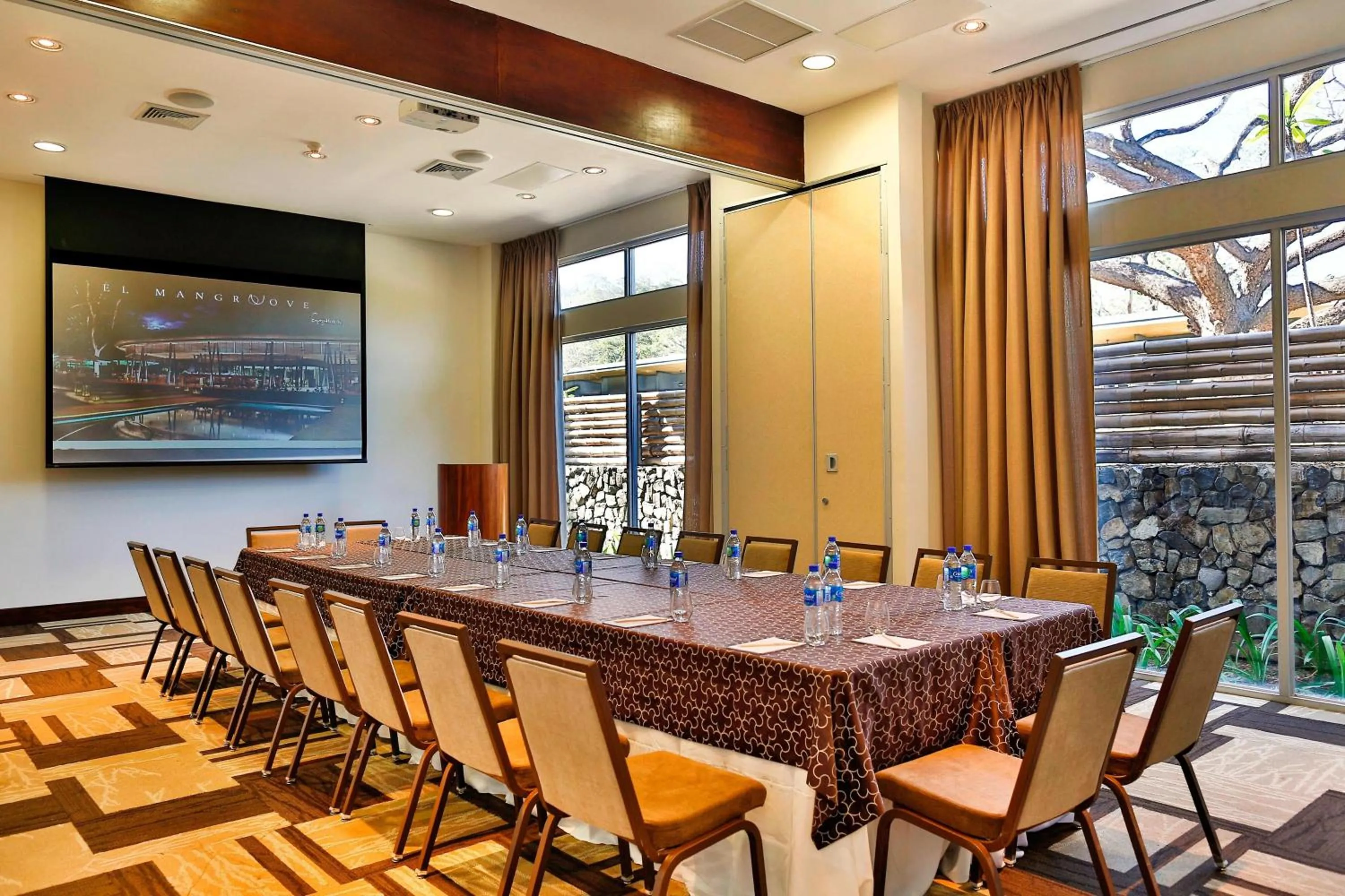 Meeting/conference room in El Mangroove Papagayo, Autograph Collection