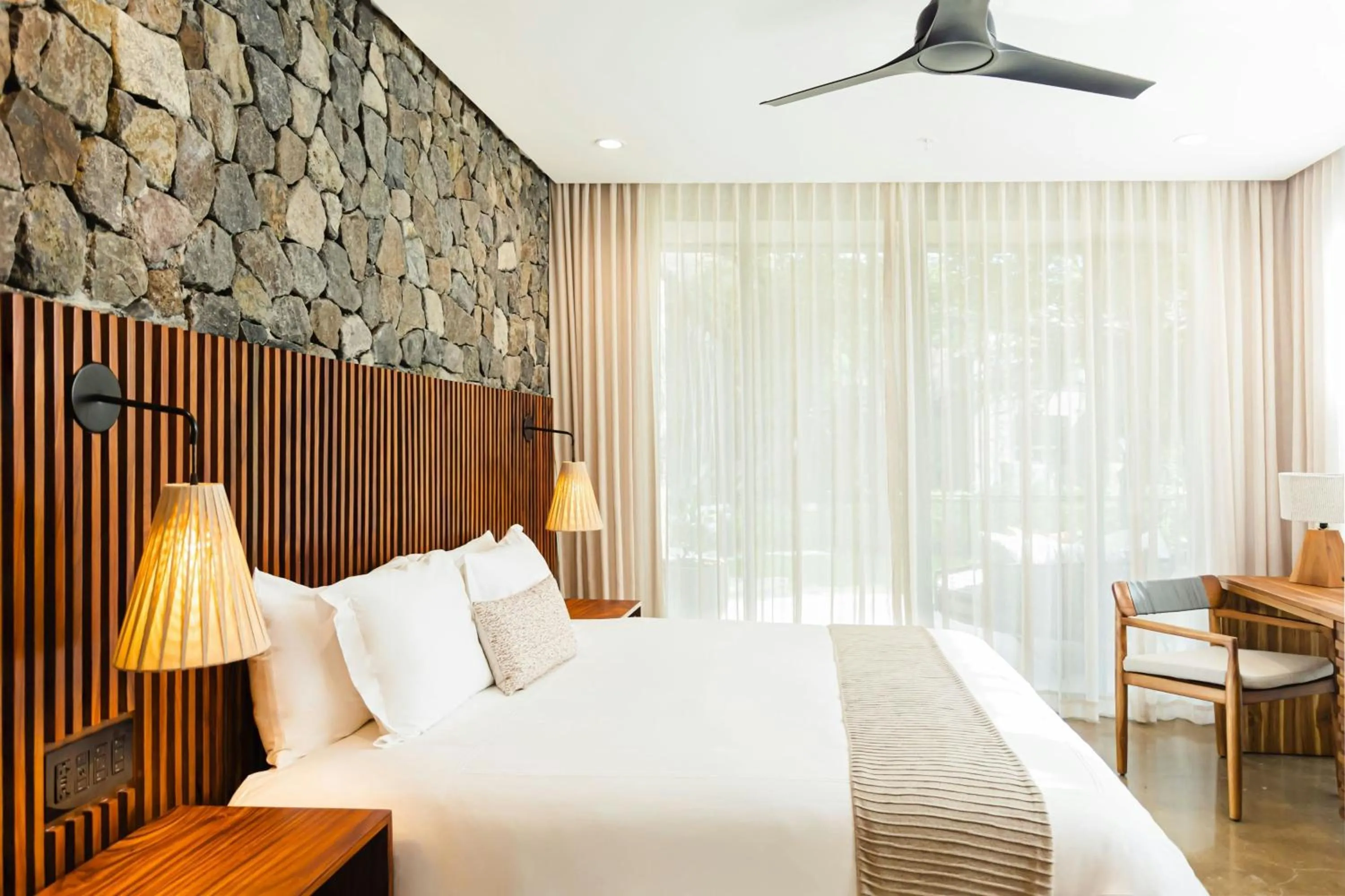 Bedroom, Bed in El Mangroove Papagayo, Autograph Collection