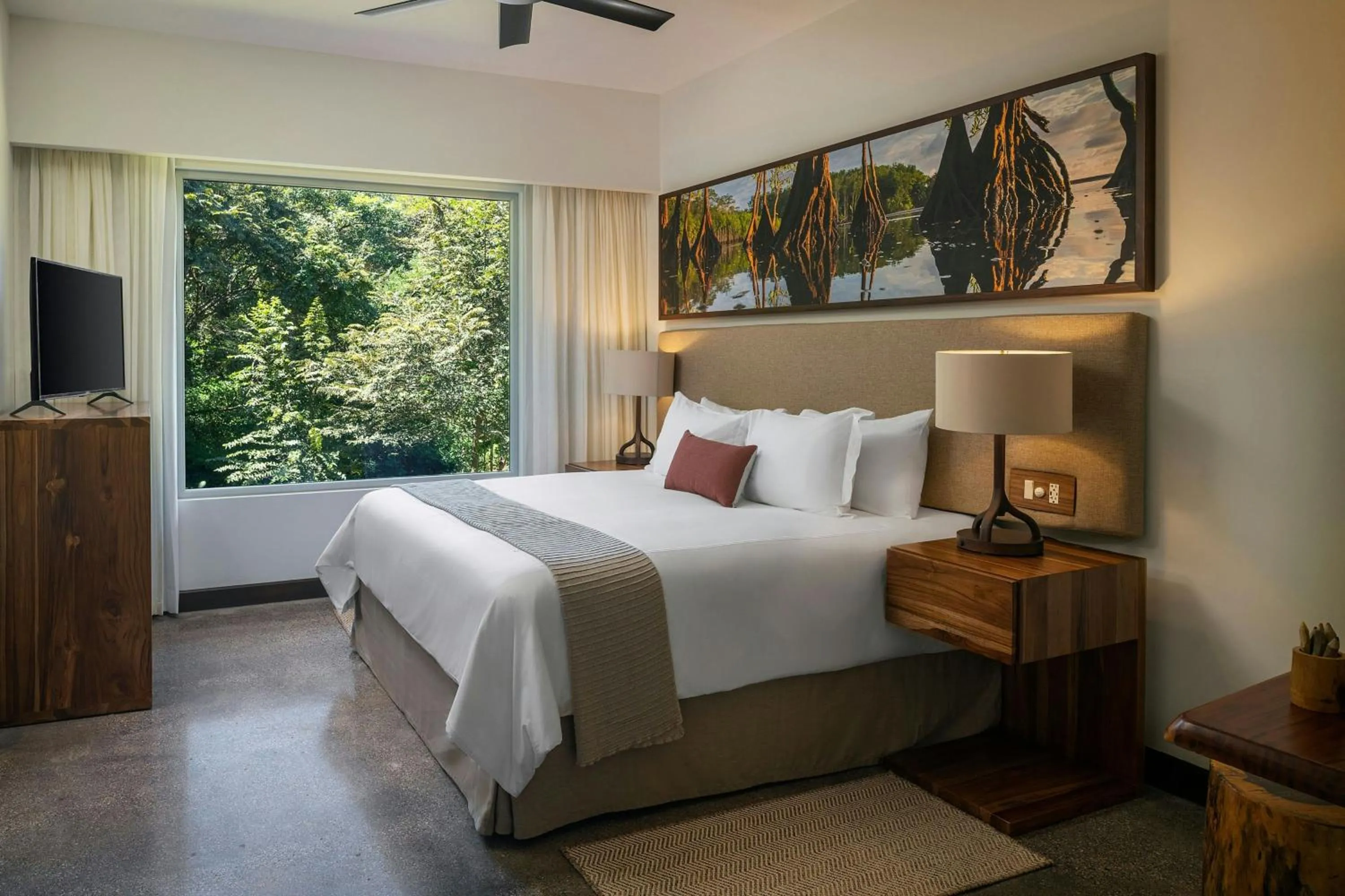 Photo of the whole room, Bed in El Mangroove Papagayo, Autograph Collection