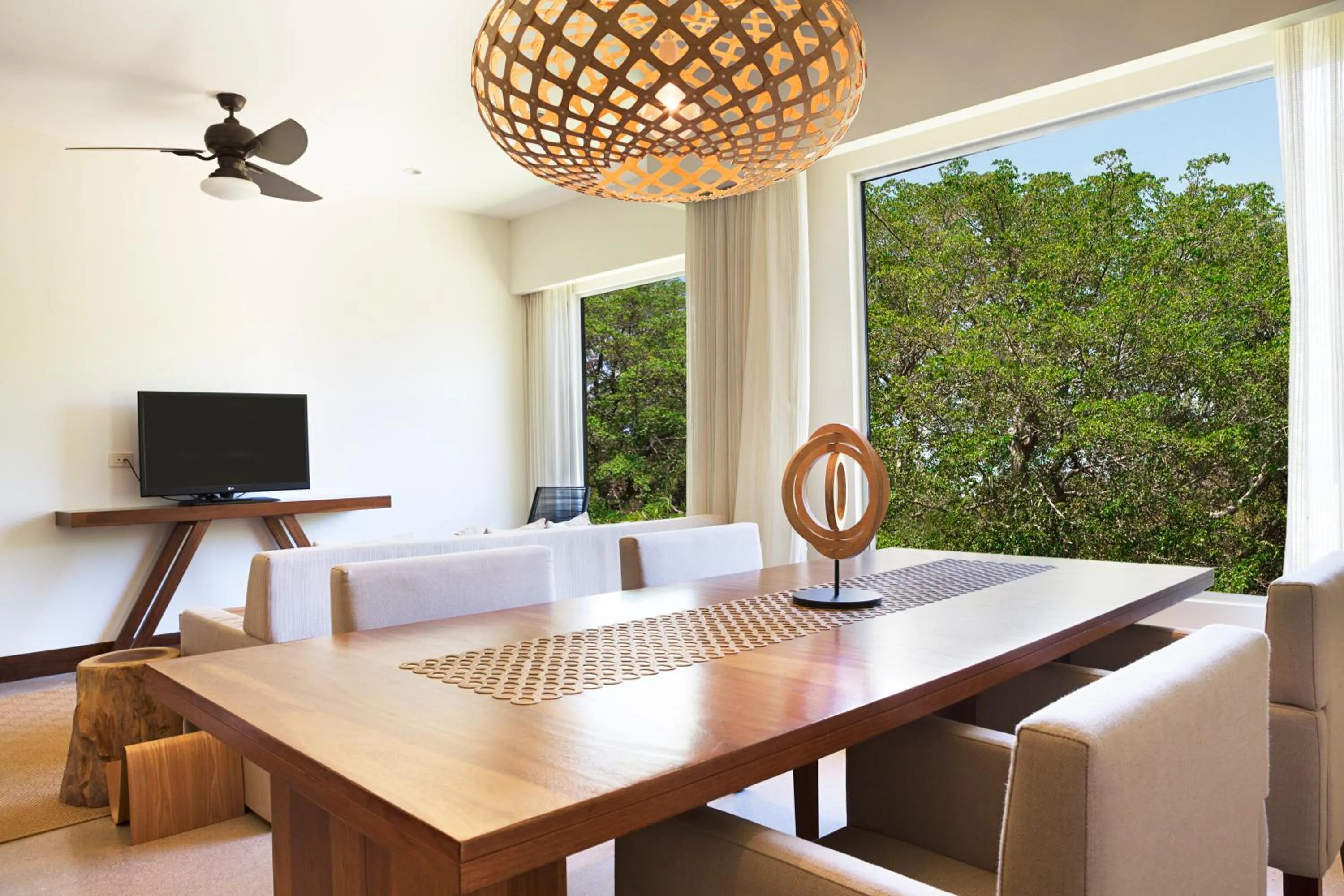 Living room in El Mangroove Papagayo, Autograph Collection