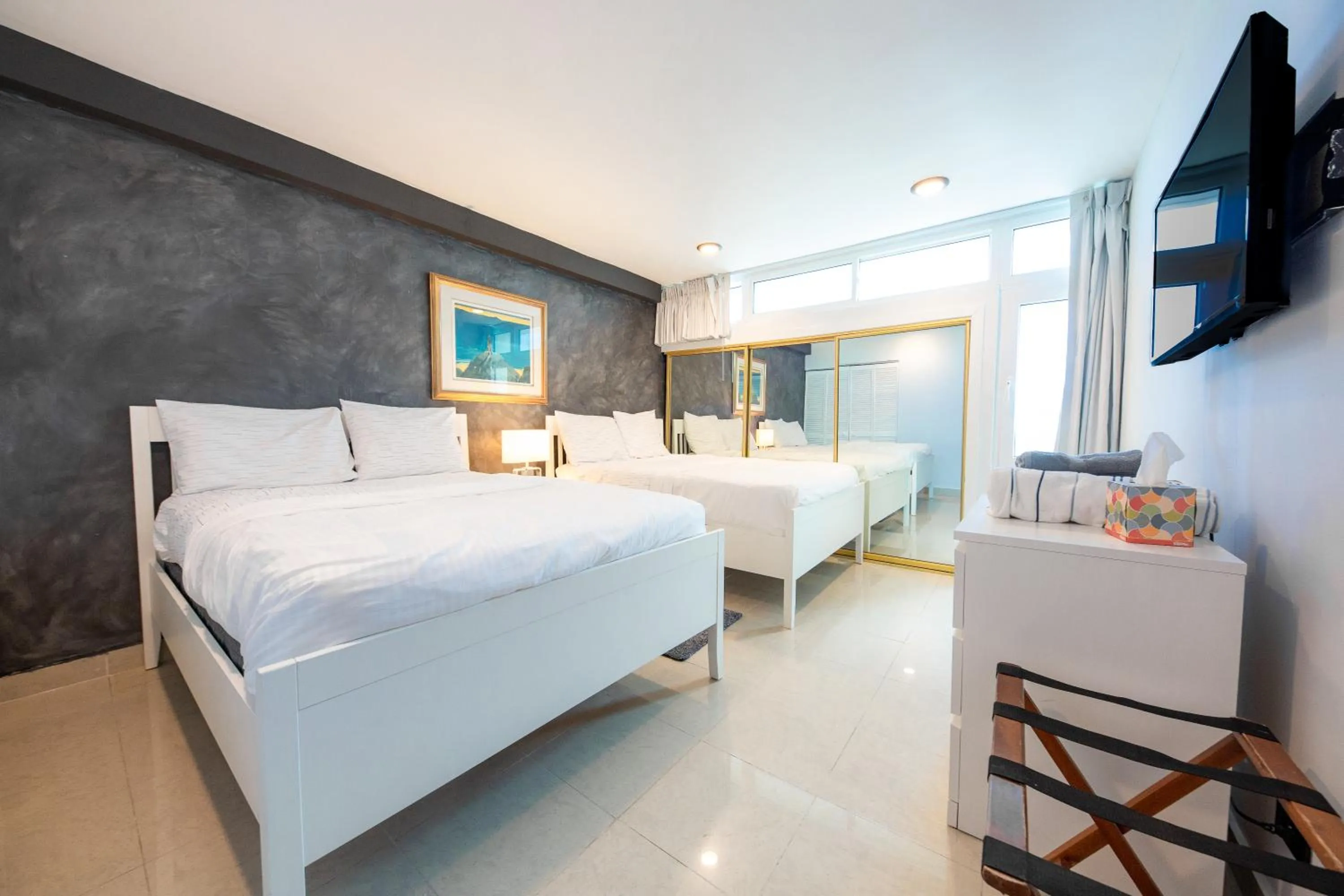 Bed in ESJ Towers by Chana