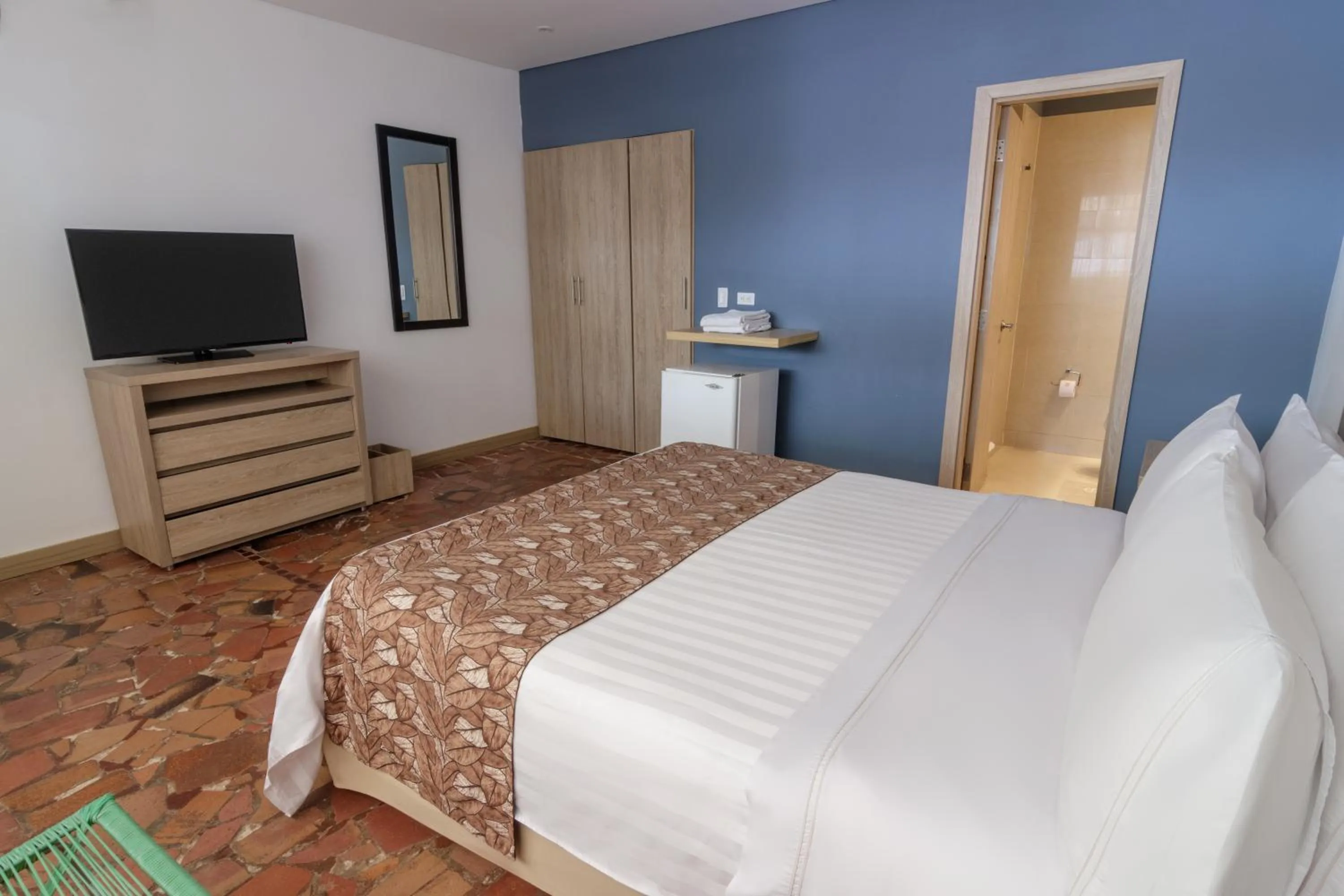 Photo of the whole room, Bed in GHL Hotel Club el Puente