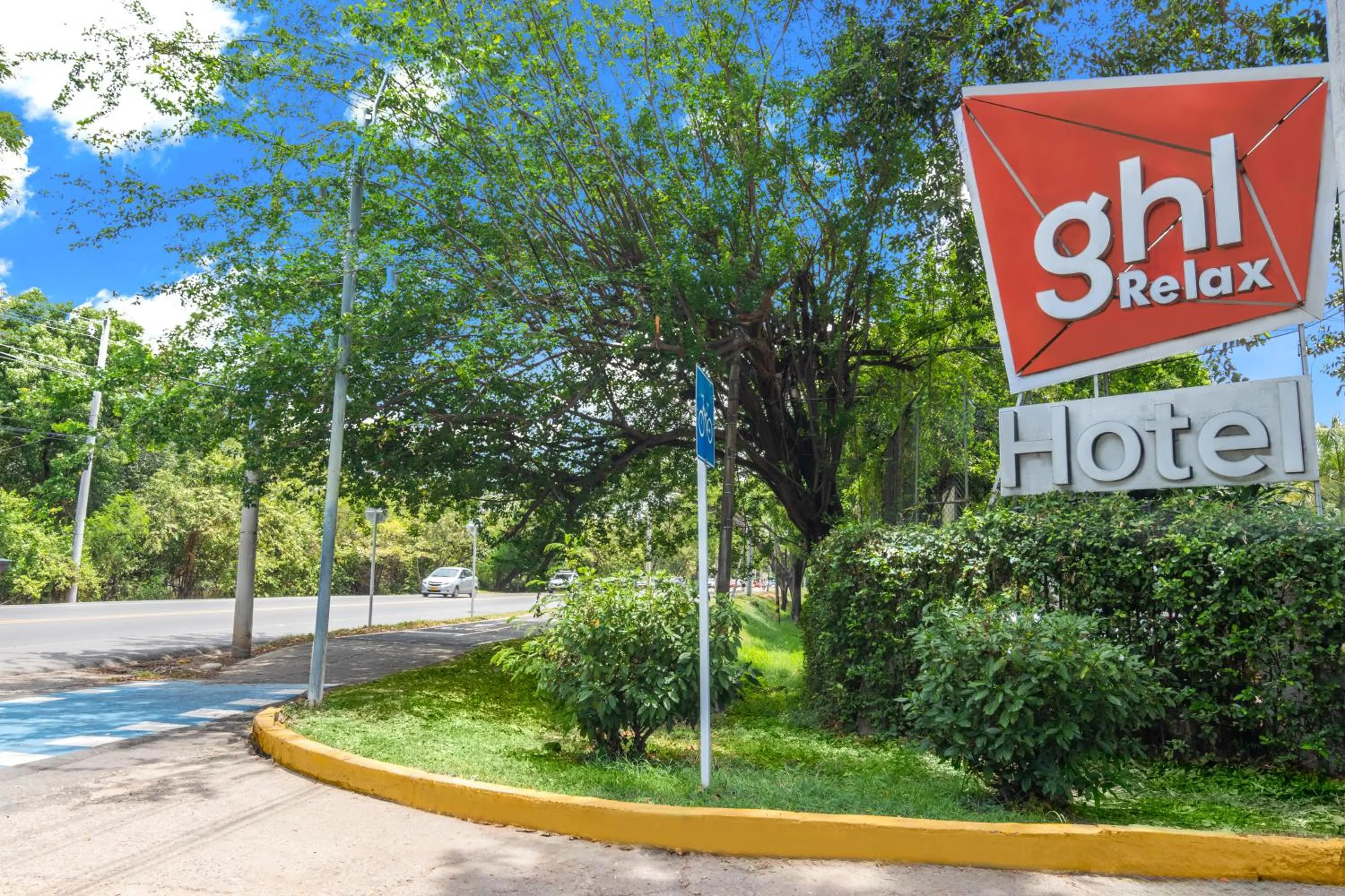 Facade/entrance in GHL Hotel Club el Puente