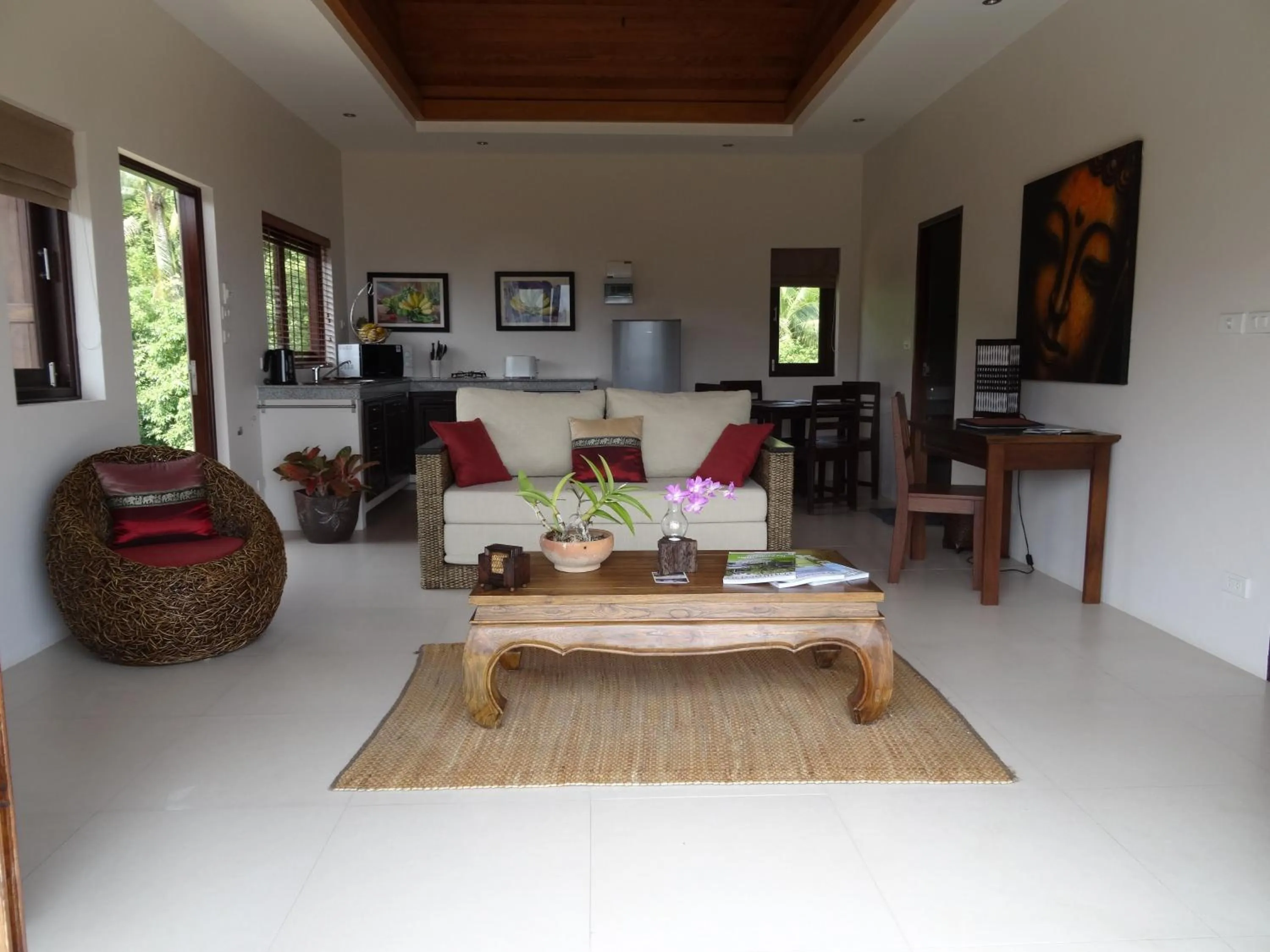 Seating area in Koh Phangan Pavilions Serviced Apartments