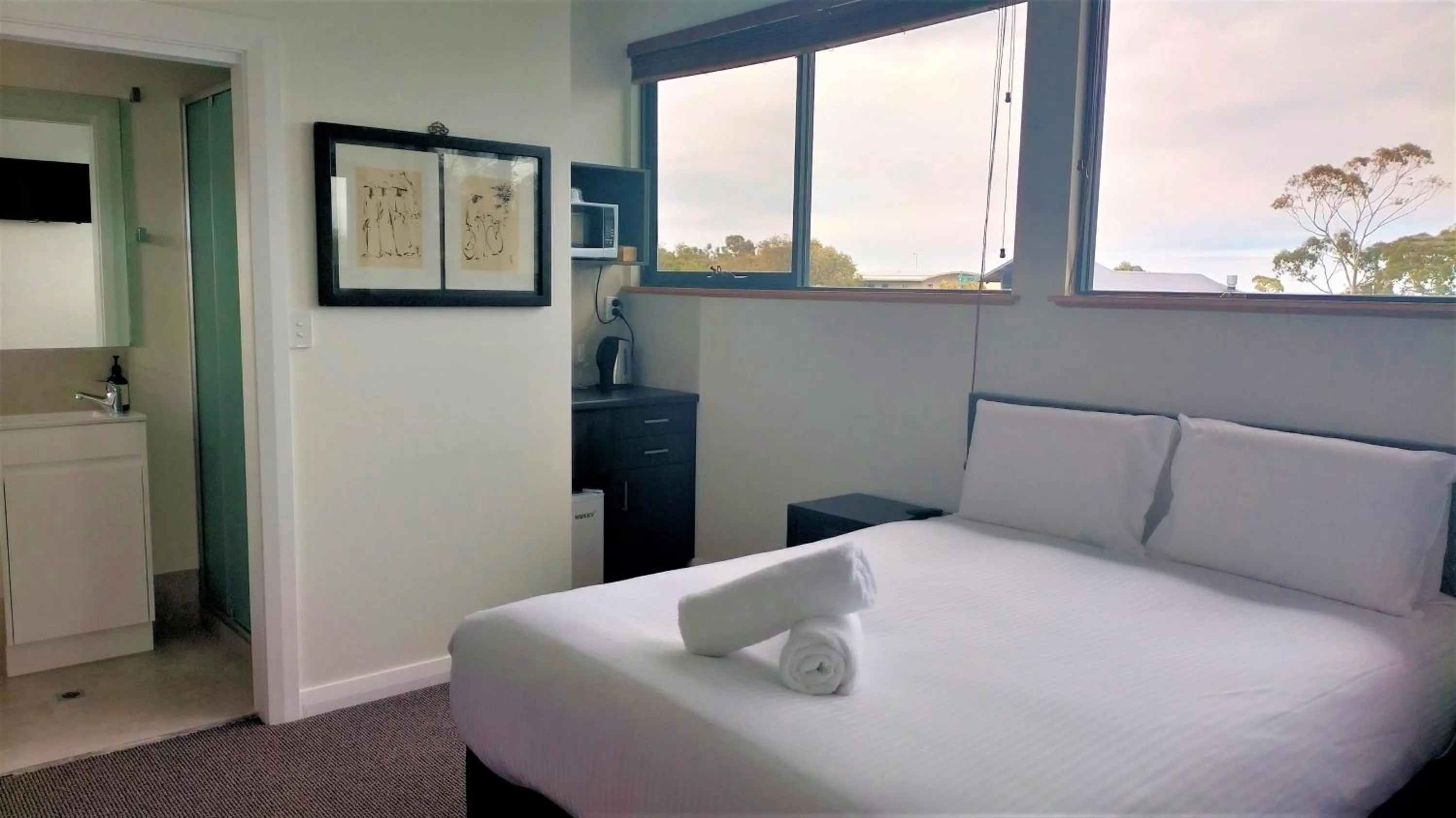 Bed in Dunsborough Bay Village Resort Suites