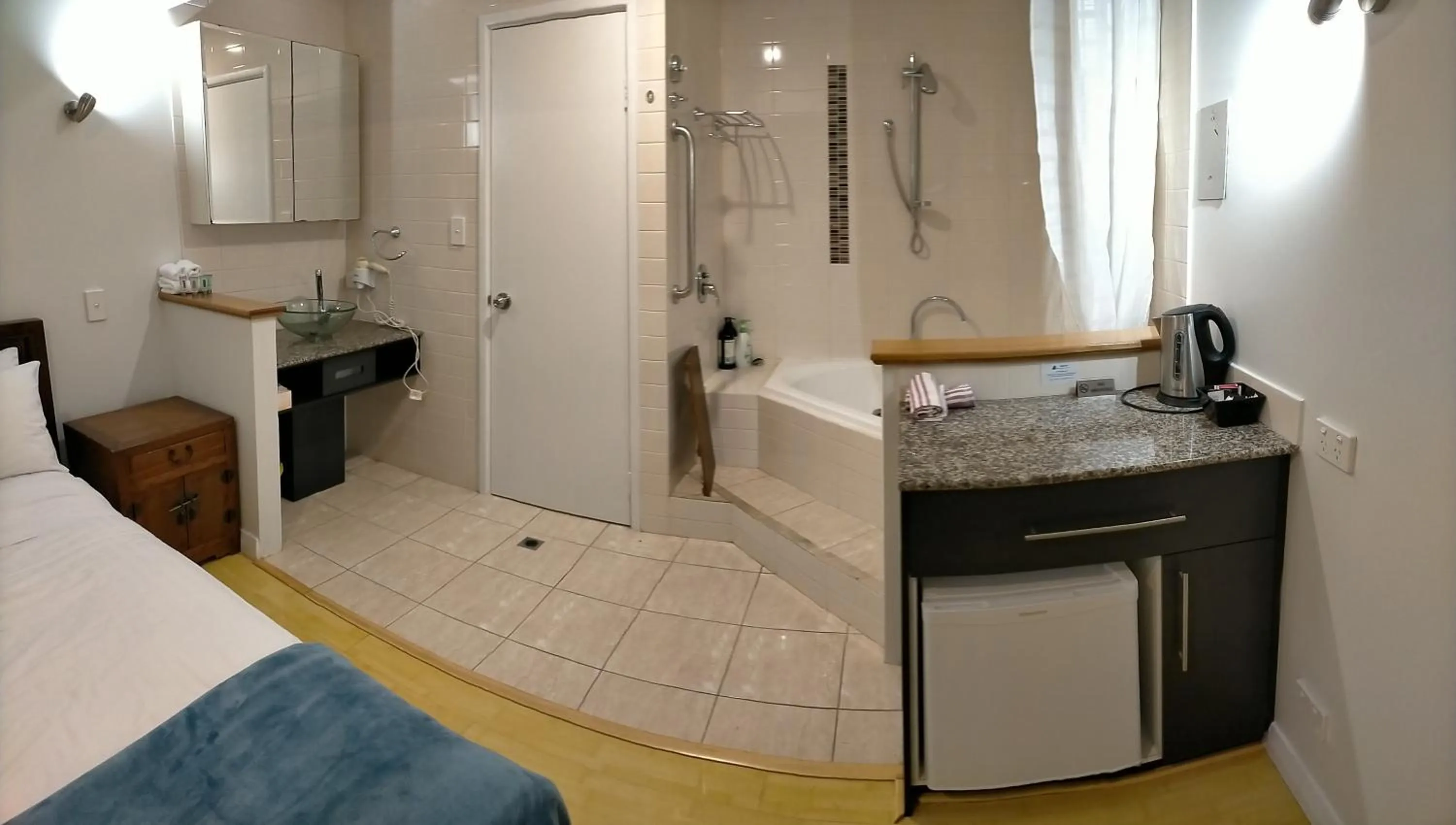 Bed in Dunsborough Bay Village Resort Suites