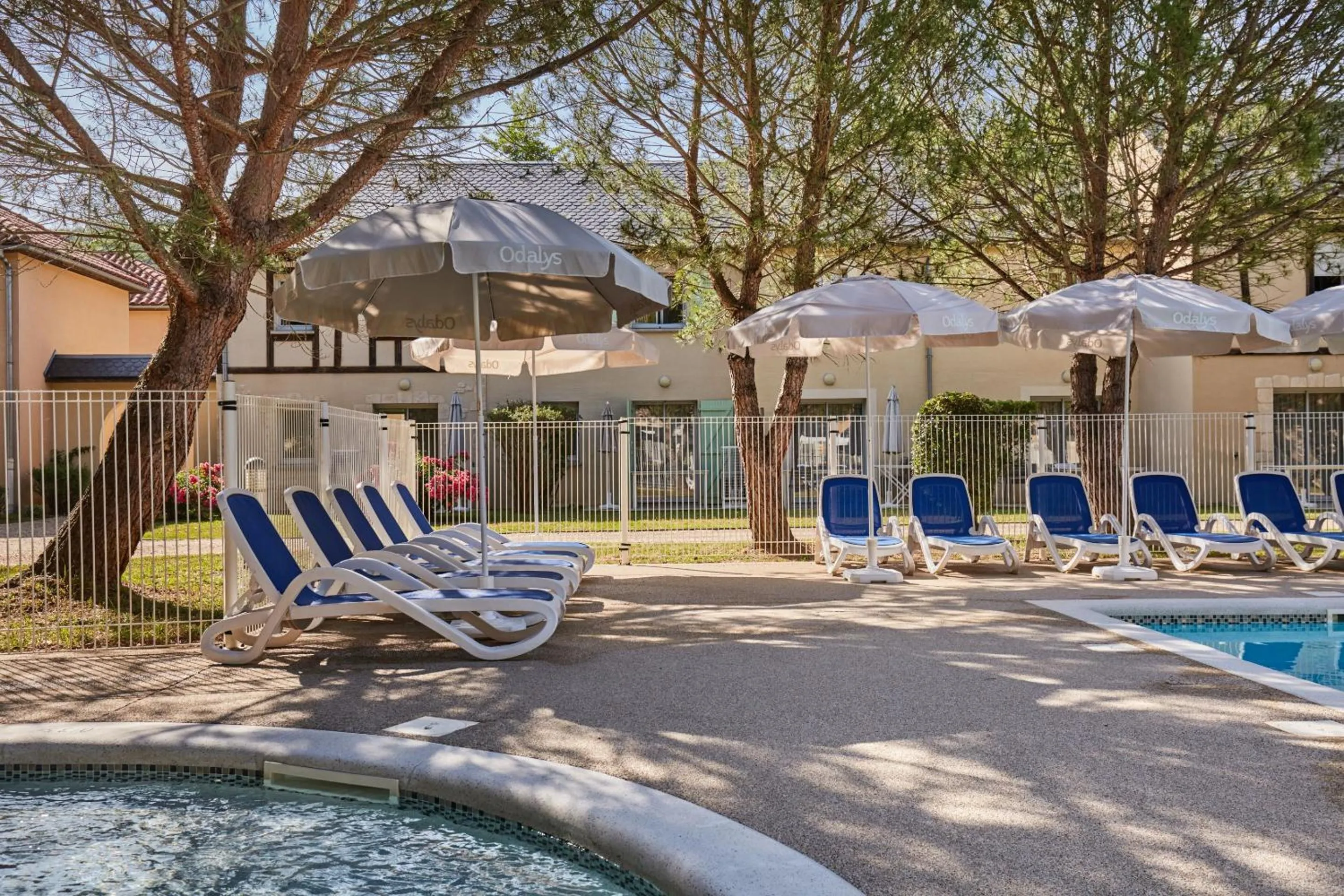 Swimming pool in Résidence Odalys Le Hameau du Moulin