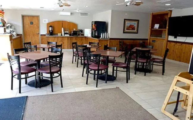 Breakfast in Ruidoso Mountain Inn