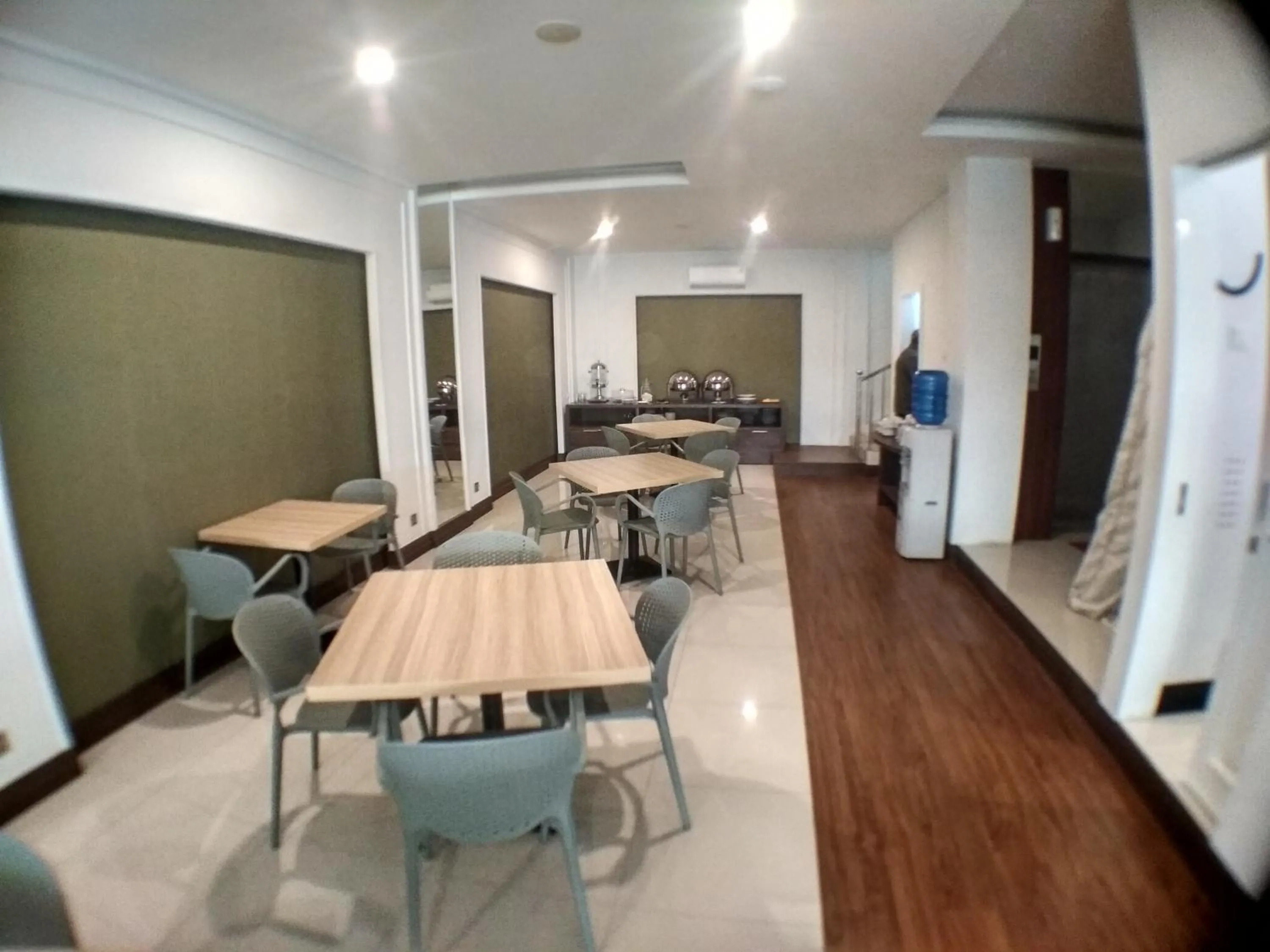 Restaurant/places to eat in Cordex Oase Pekanbaru