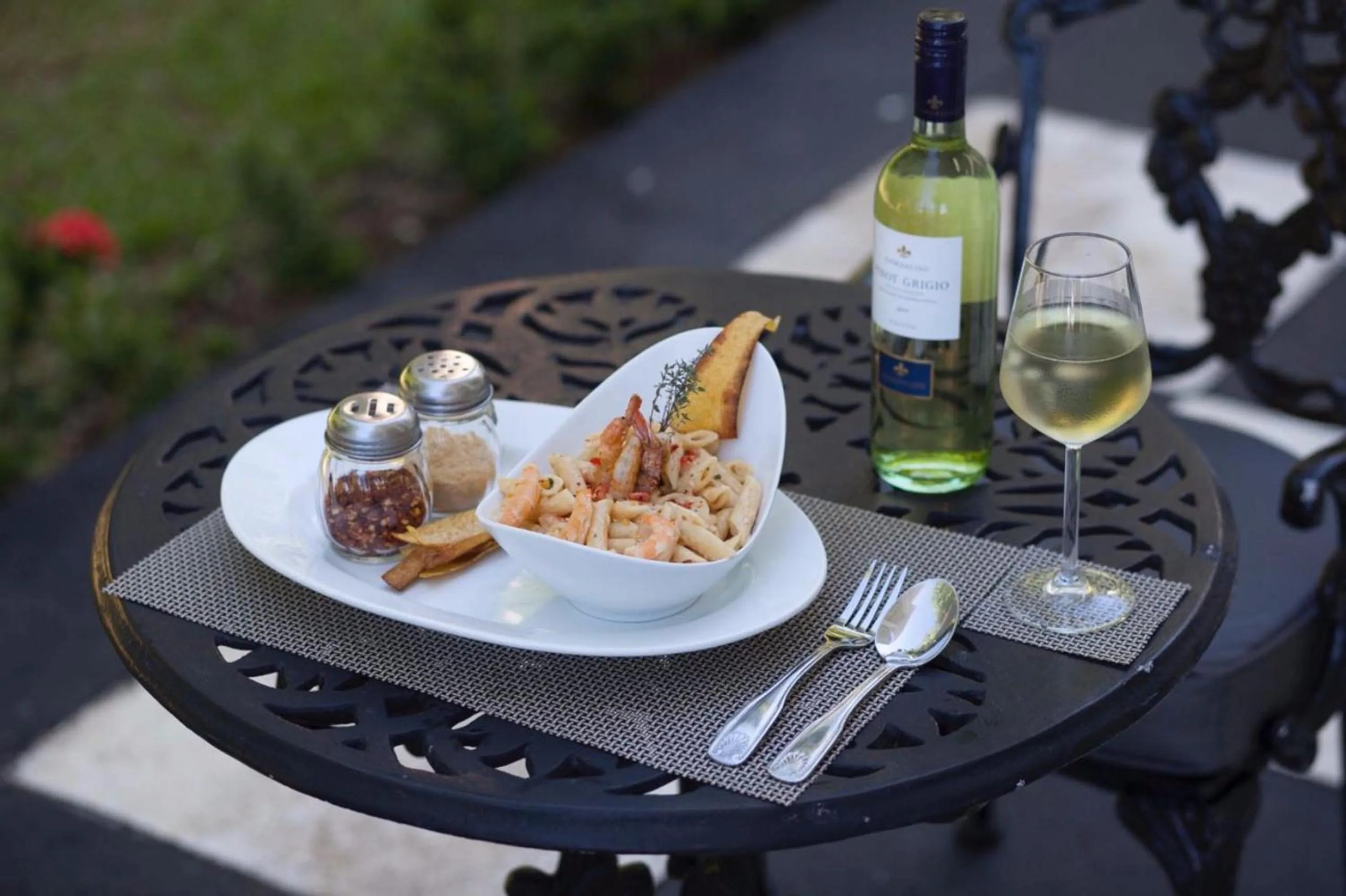 Restaurant/places to eat in Jamaica Palace Hotel