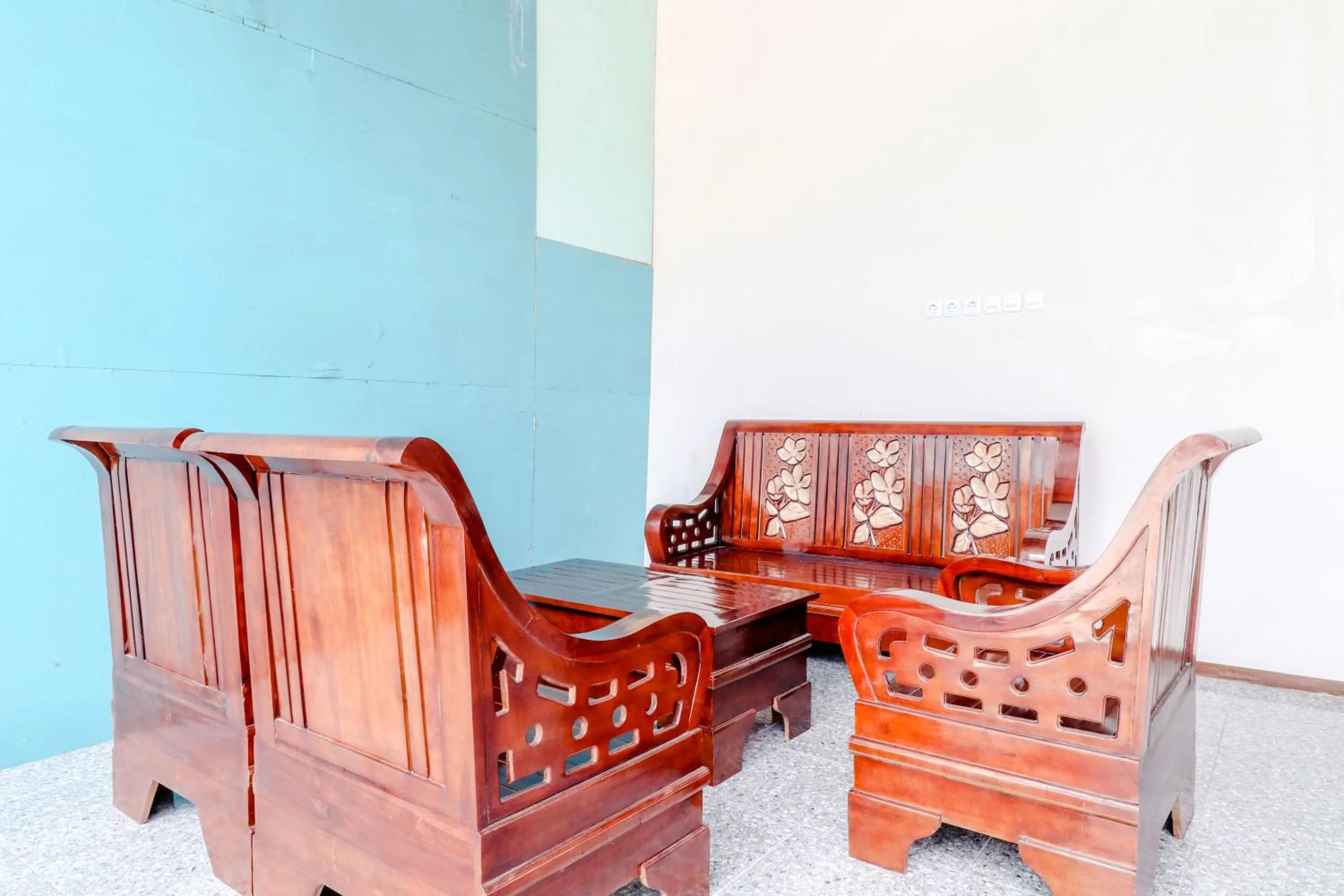 Seating area in Guesthouse Nusa Indah Syariah 2