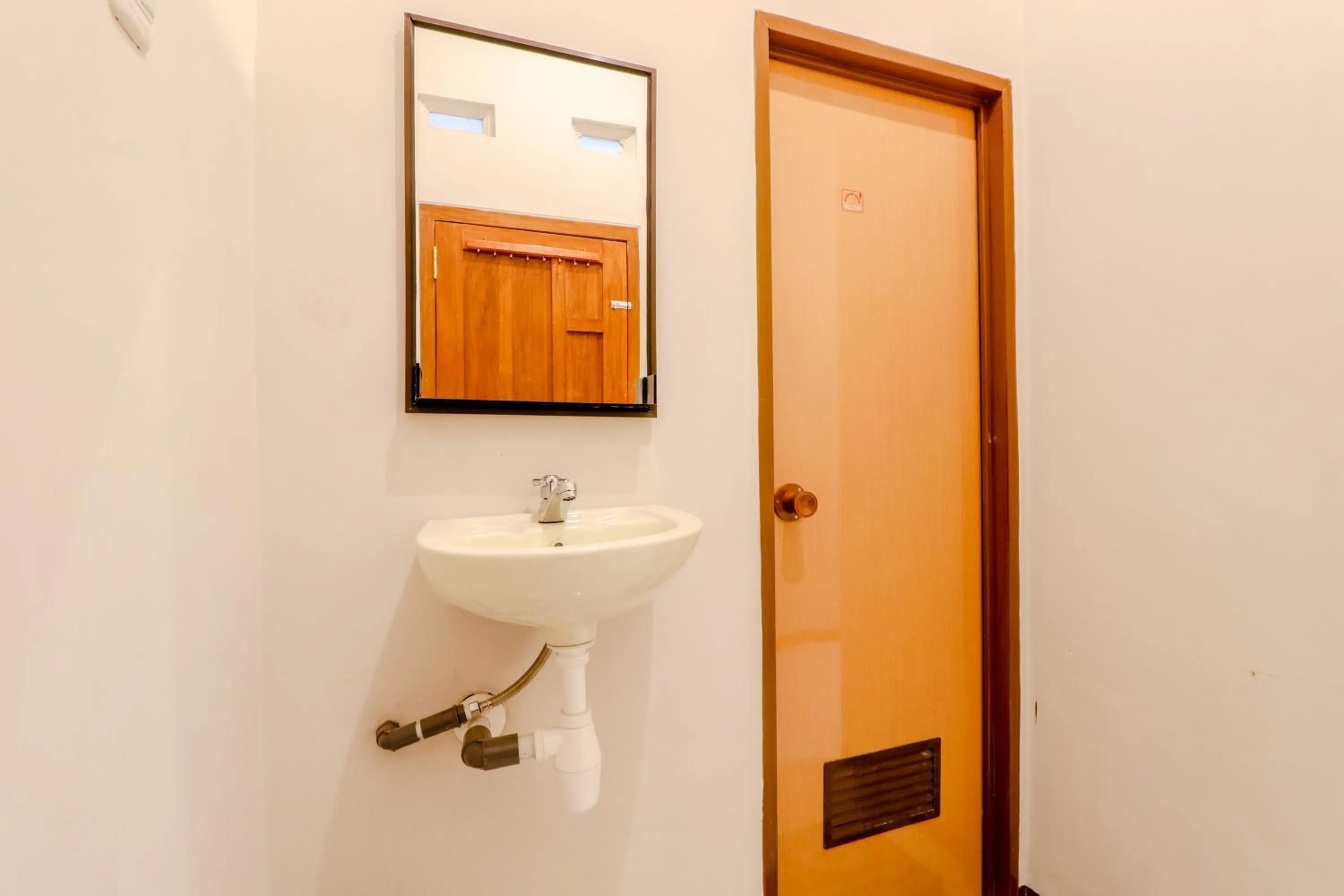 Bathroom in Guesthouse Nusa Indah Syariah 2