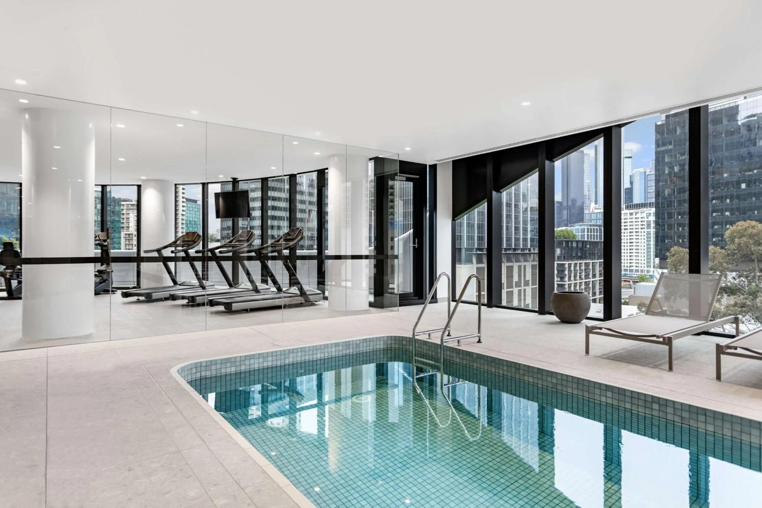 Pool view in Adina Apartment Hotel Melbourne Southbank