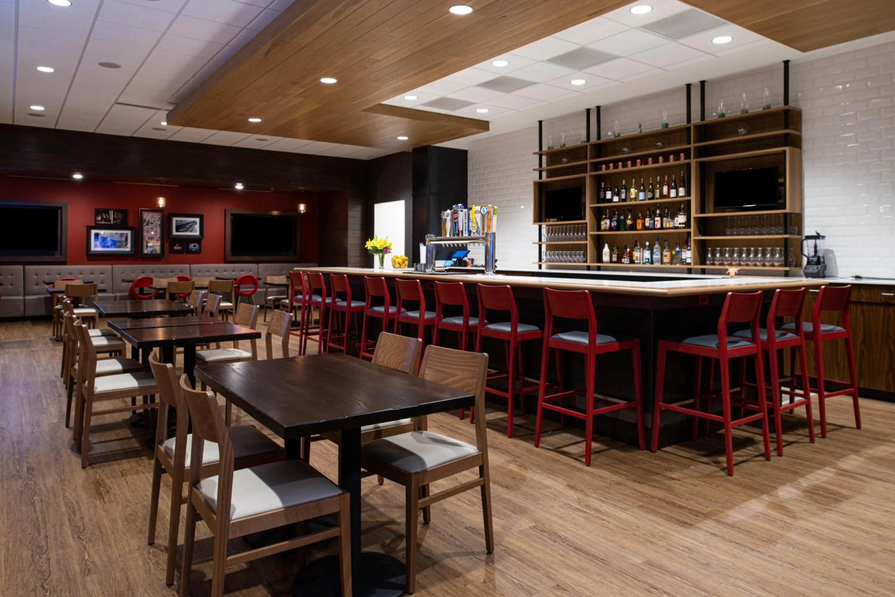 Restaurant/places to eat in Holiday Inn & Suites - Idaho Falls by IHG