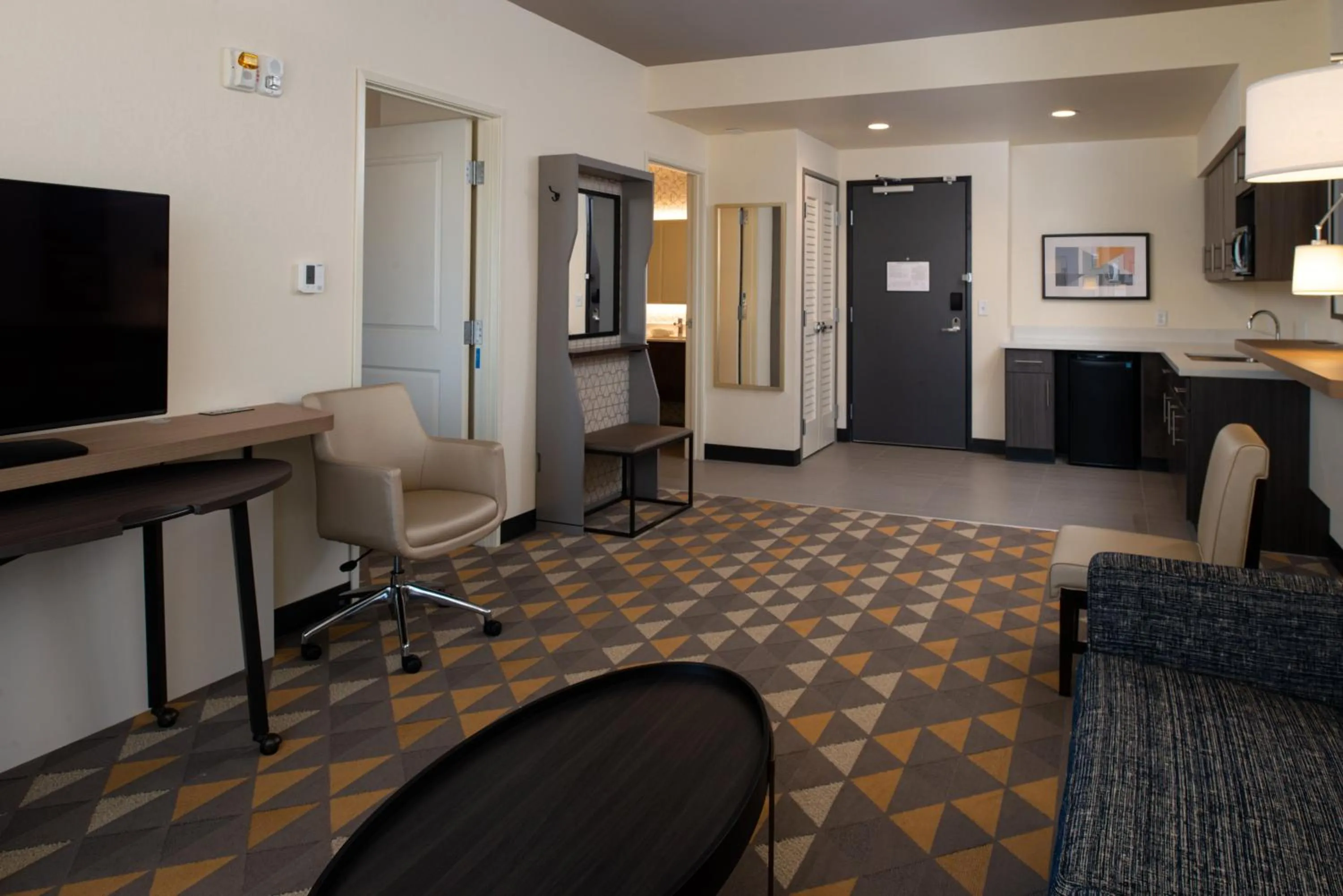Photo of the whole room in Holiday Inn & Suites - Idaho Falls by IHG
