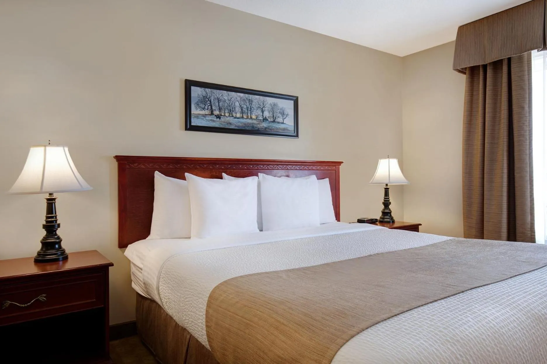 Bedroom, Bed in Days Inn by Wyndham Dawson Creek