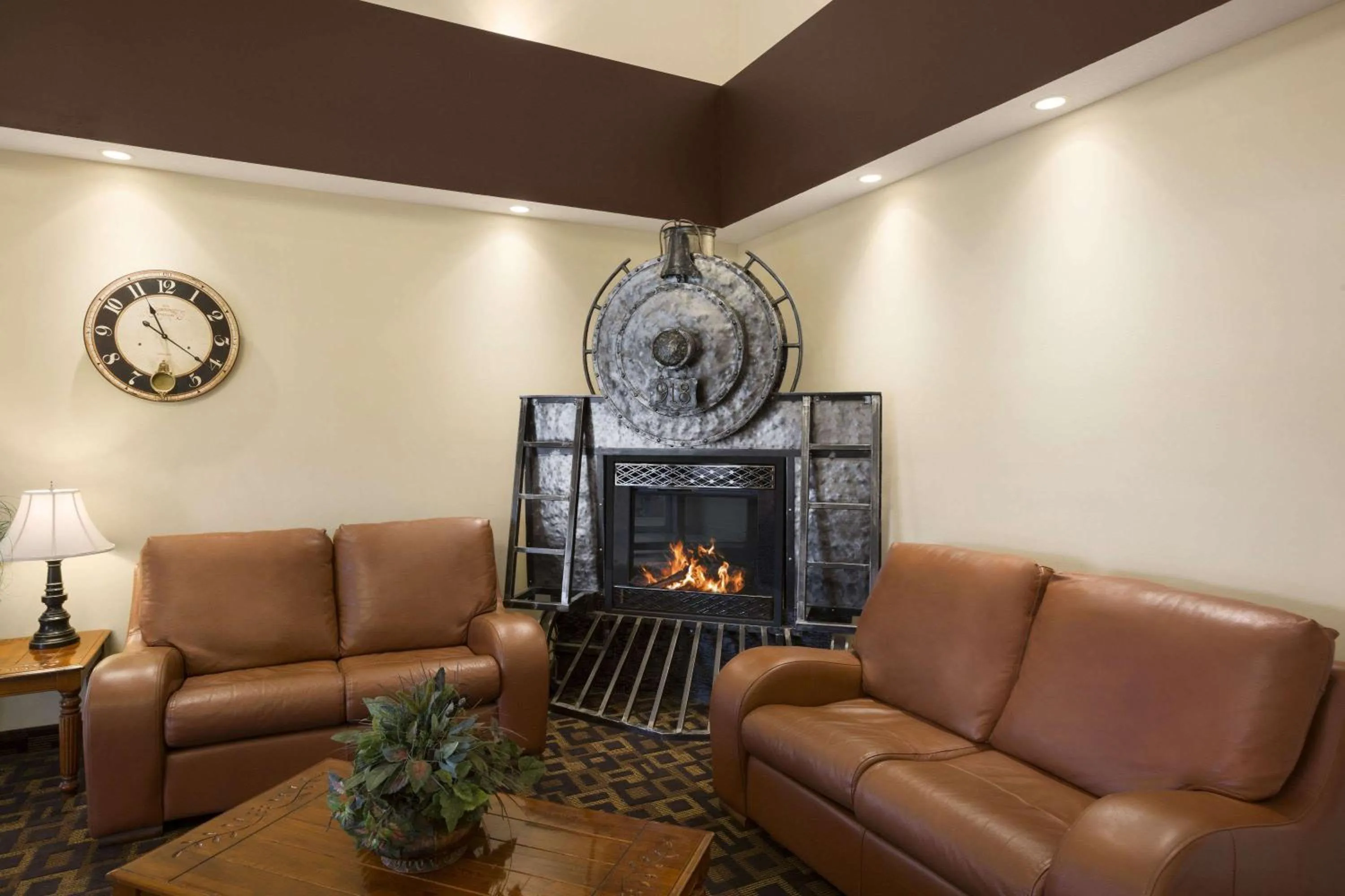 Lobby or reception in Days Inn by Wyndham Dawson Creek