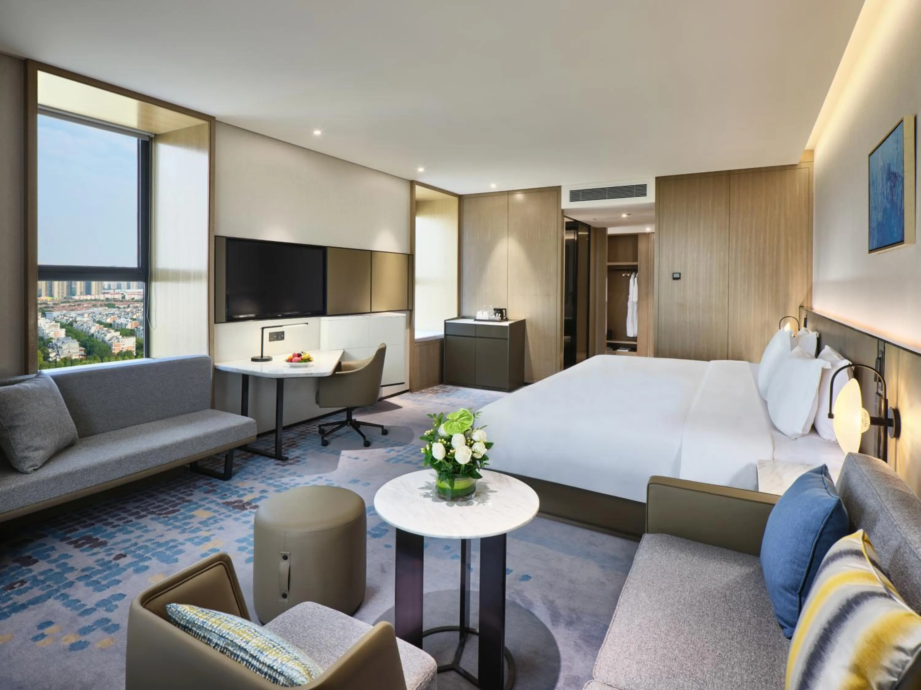 Bedroom, Bed in Crowne Plaza Wuhan Development Zone by IHG