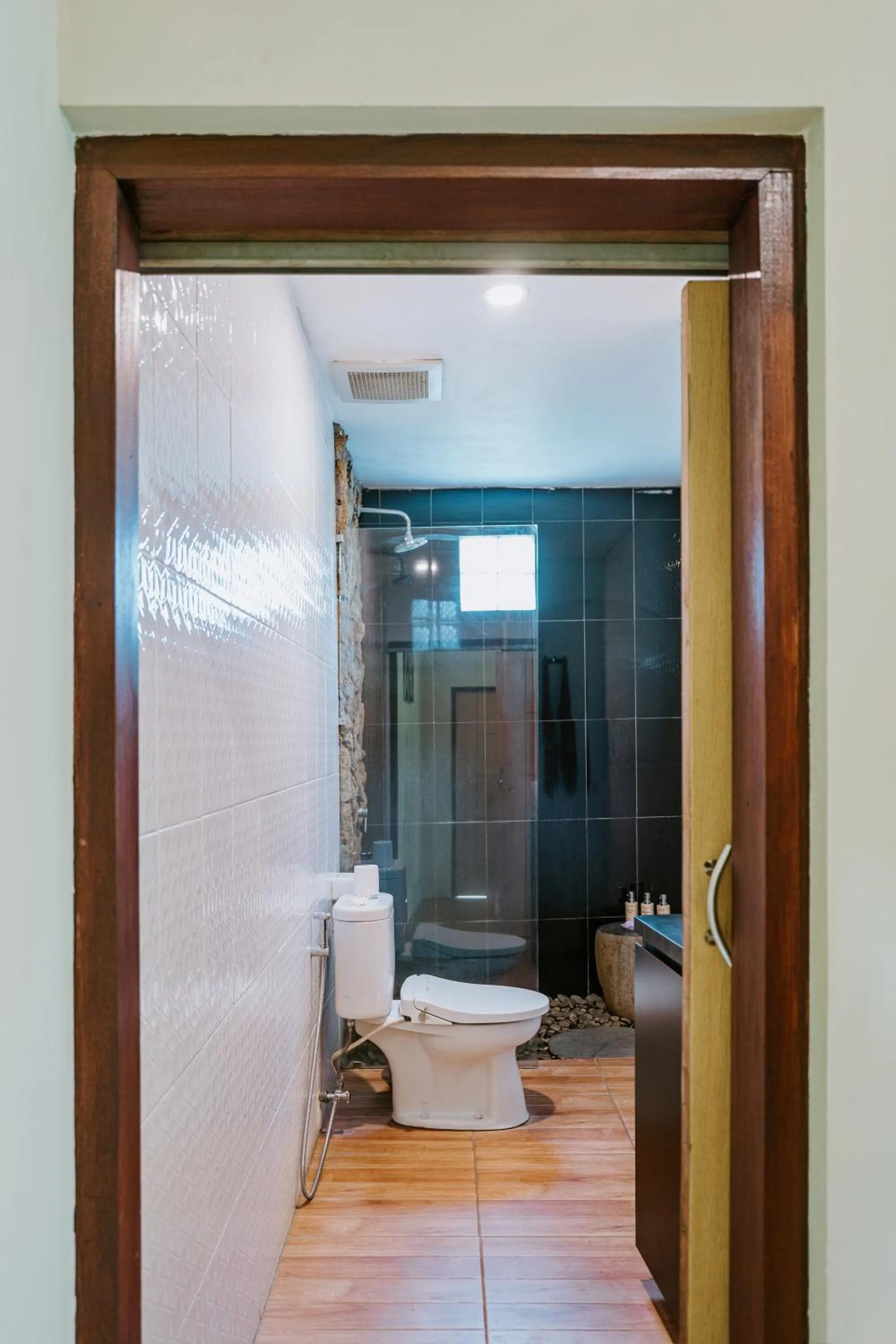 Shower in Dewangga Ubud