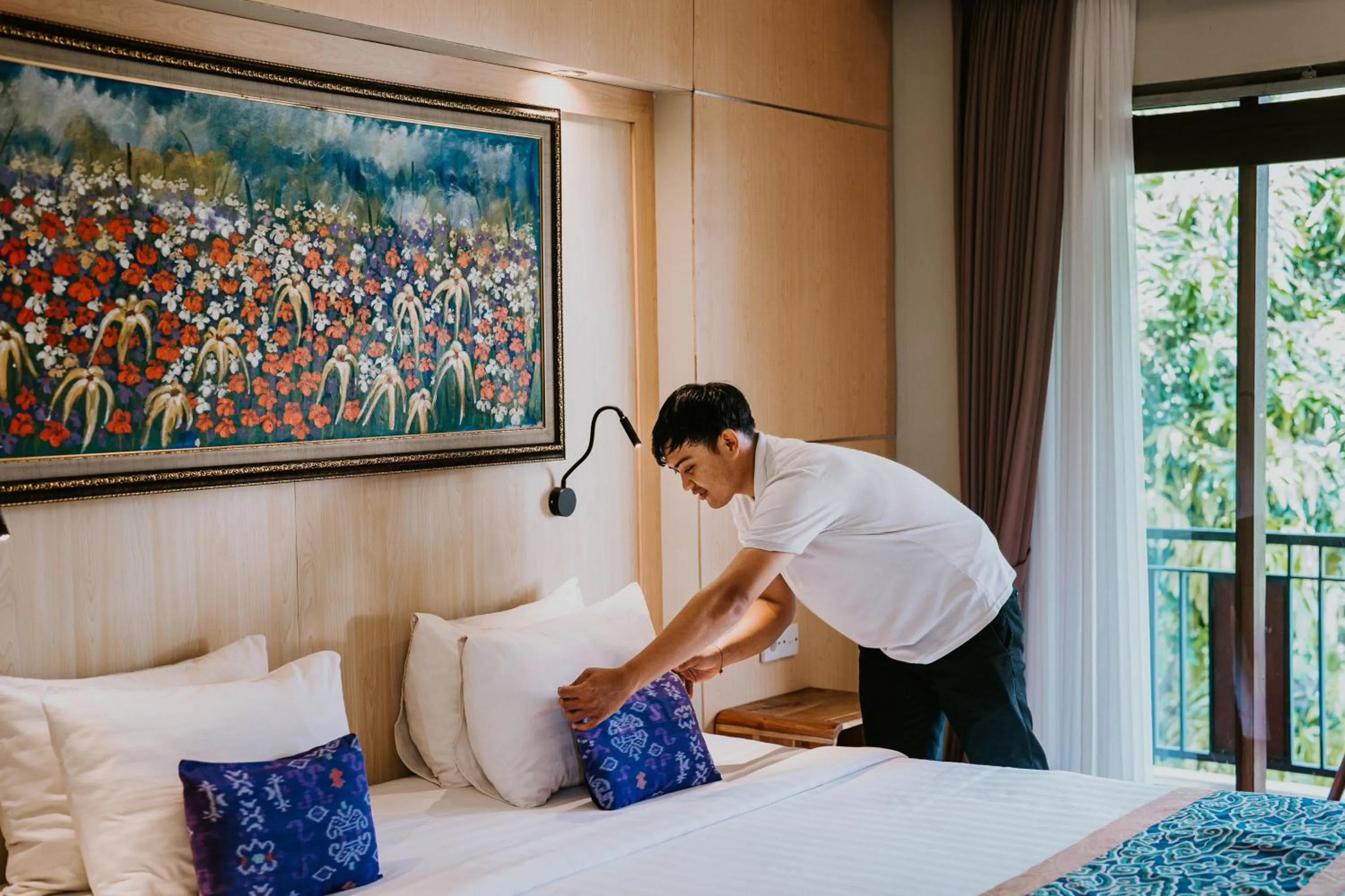 Staff, Bed in Dewangga Ubud