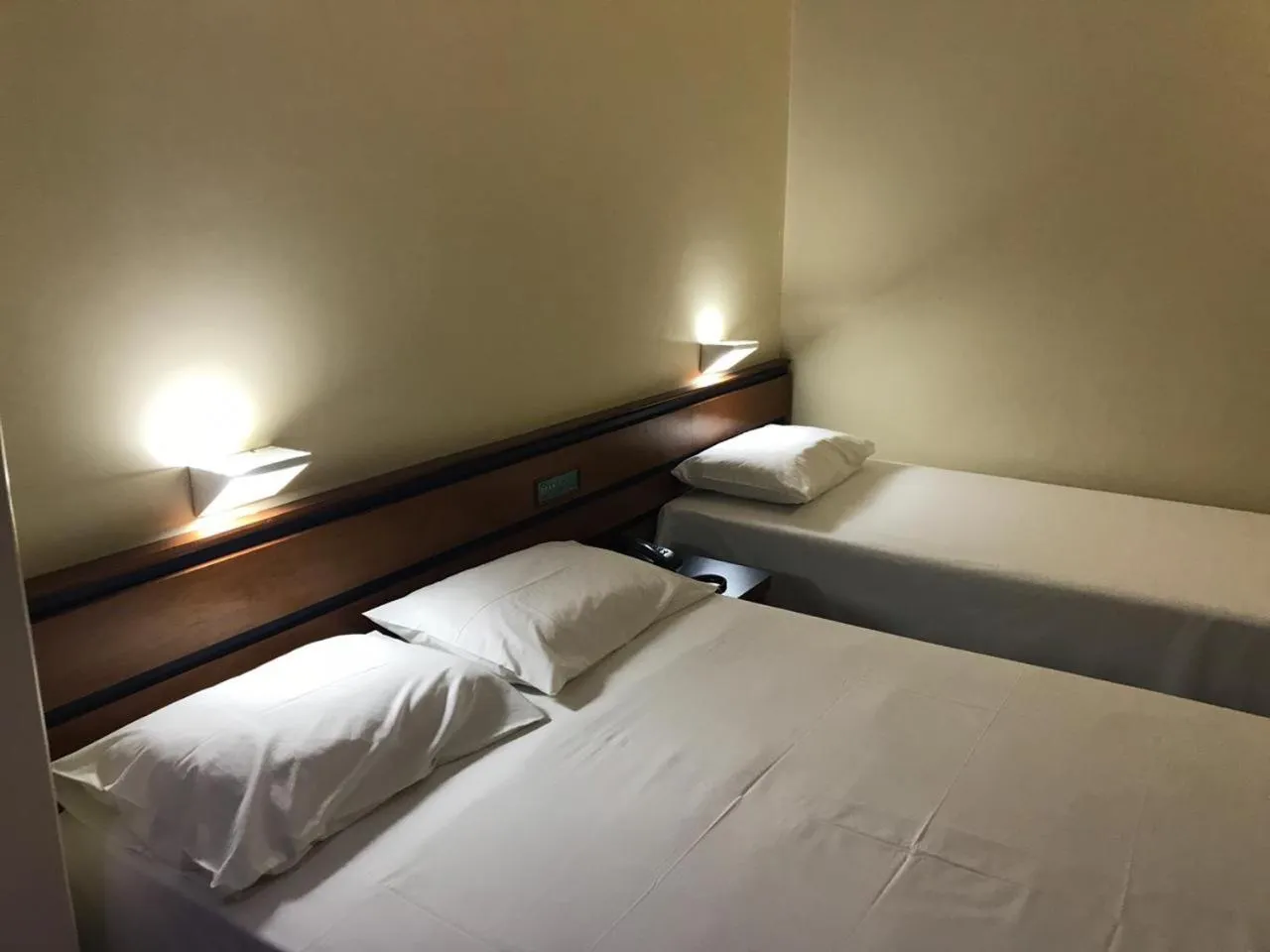 Bed in Oft Plaza Oeste Hotel