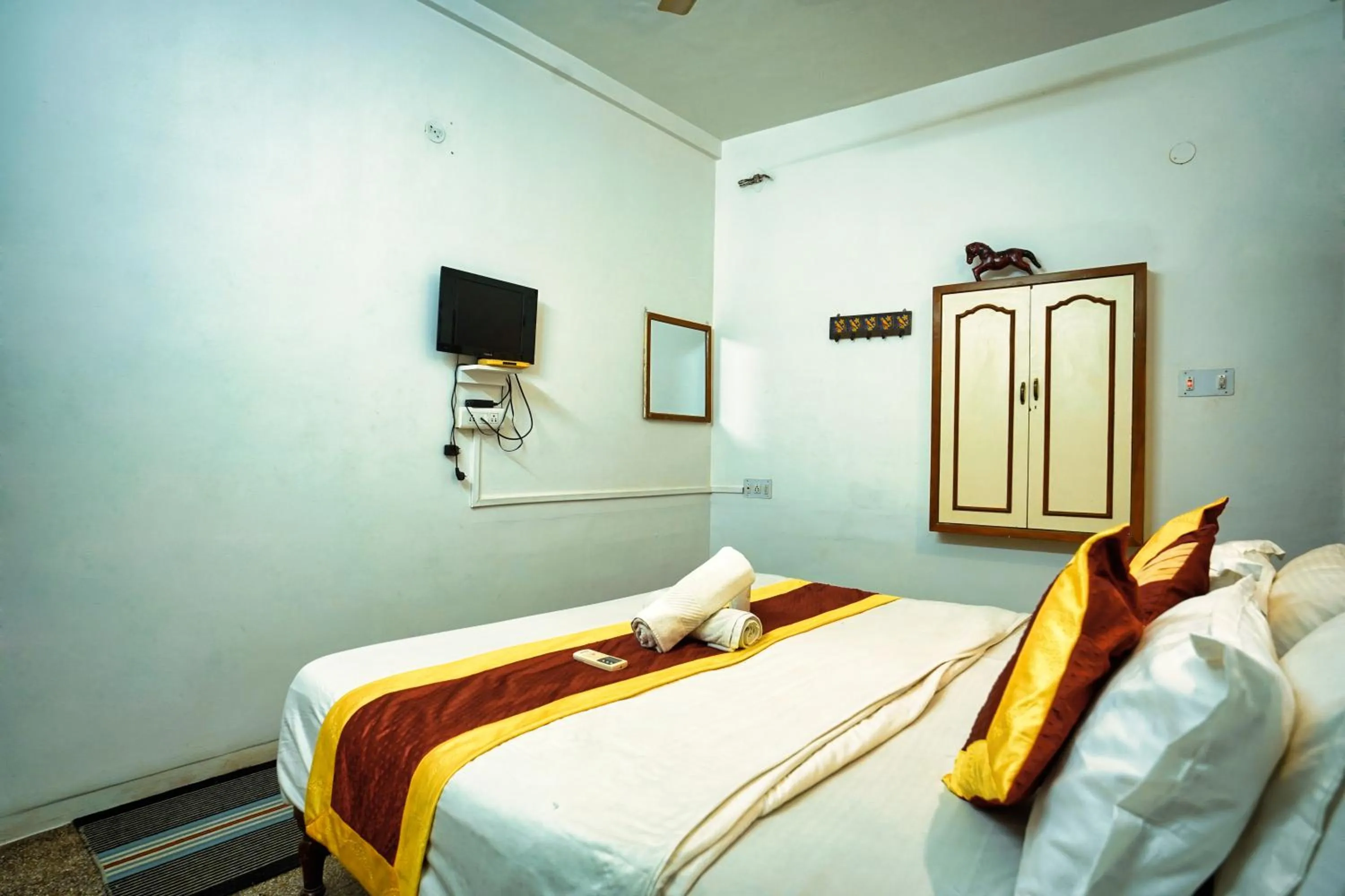 Bed in Hotel The Surya Jaisalmer