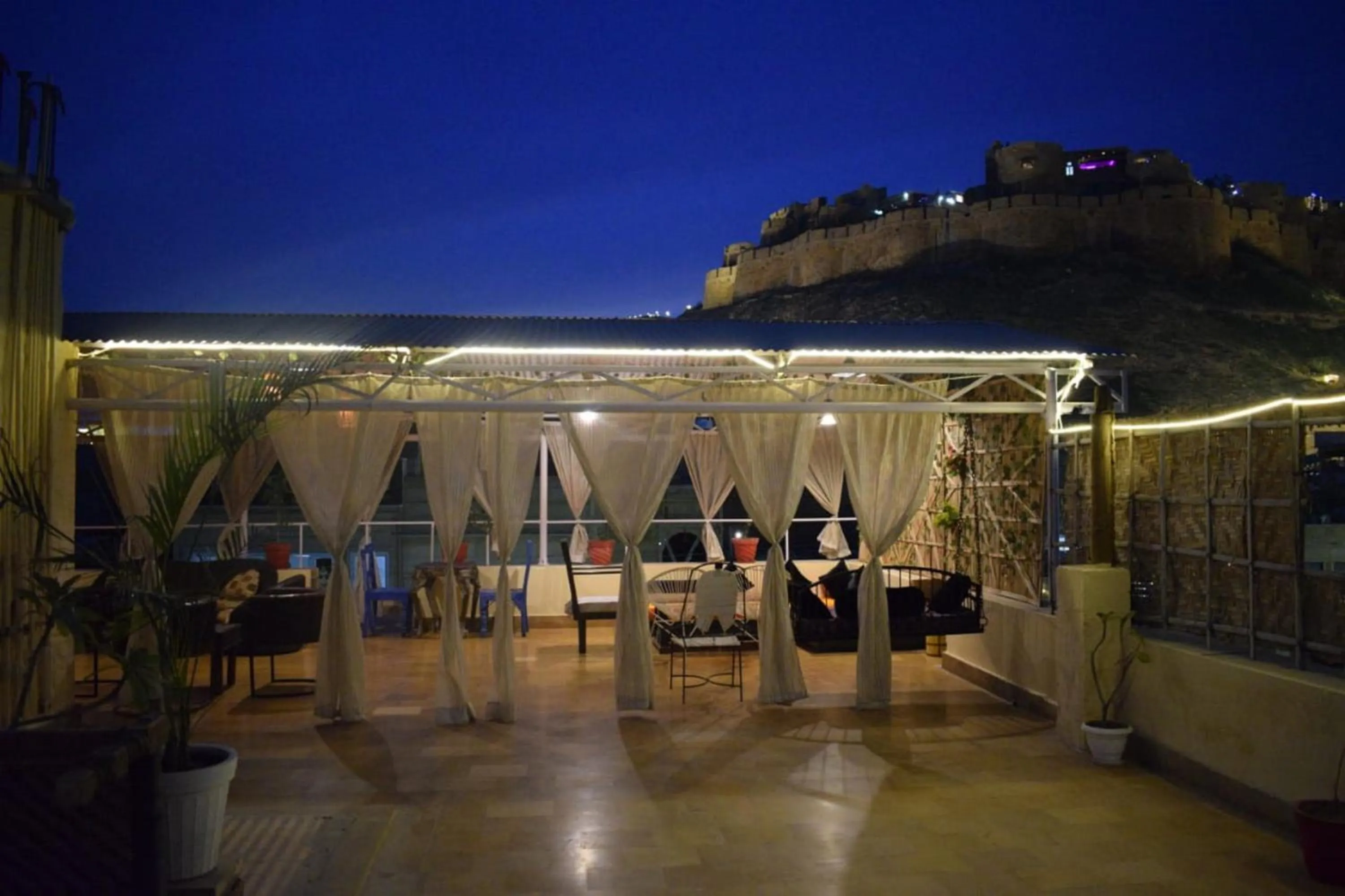 Restaurant/places to eat in Hotel The Surya Jaisalmer