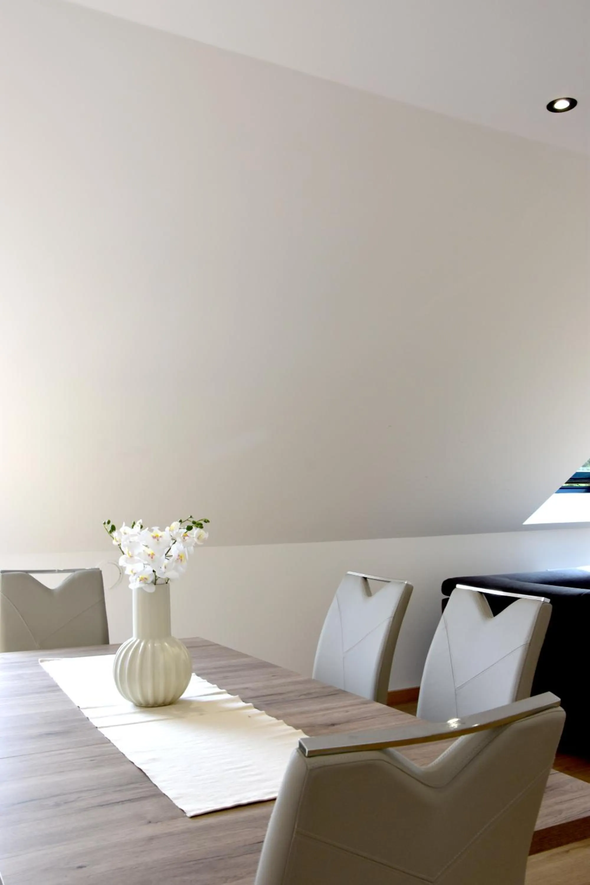 Living room in Hôtel Bagatelle Paris Nord Roissy CDG