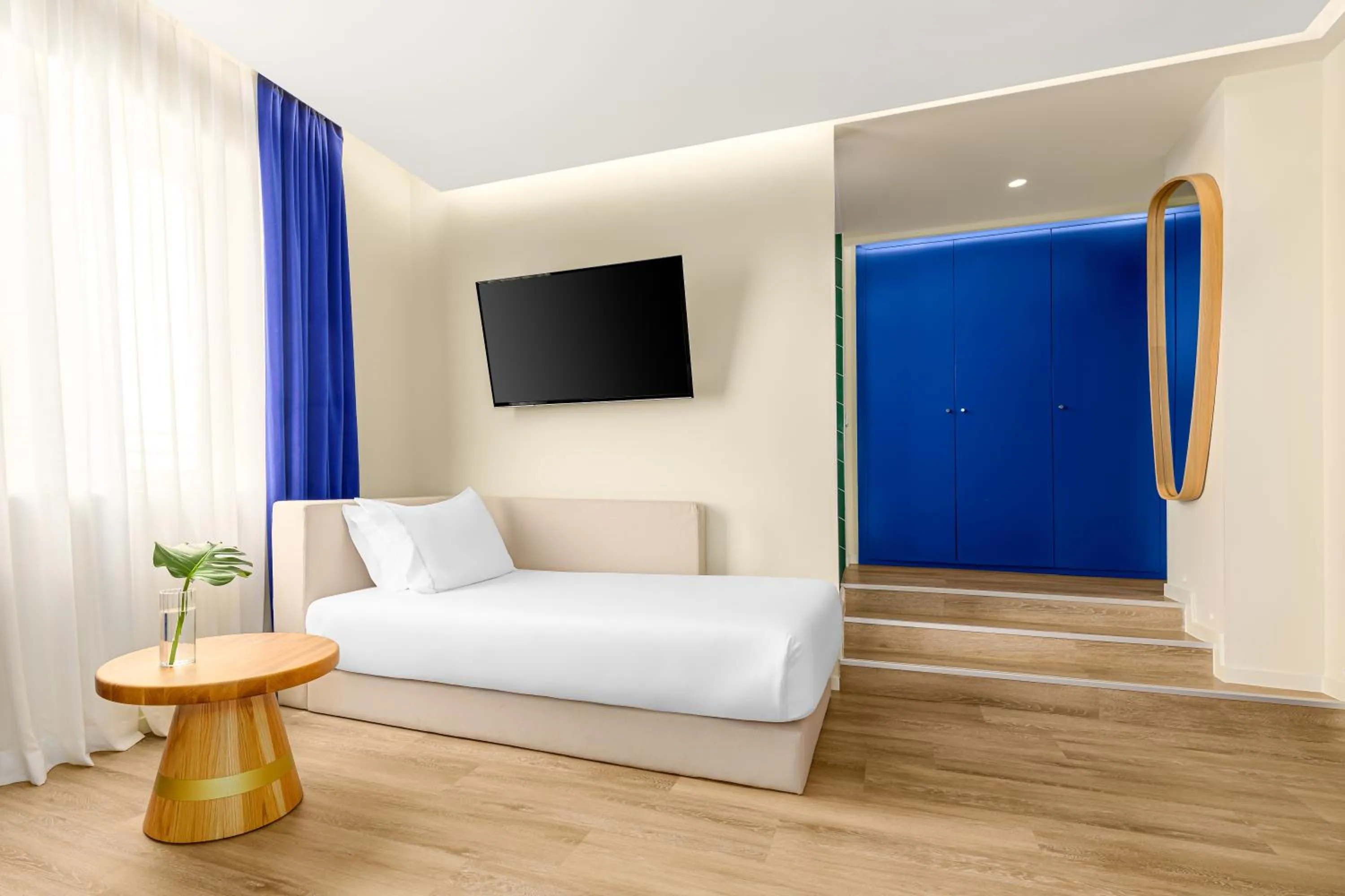 Bed in Room Mate Macarena, Madrid Gran Vía