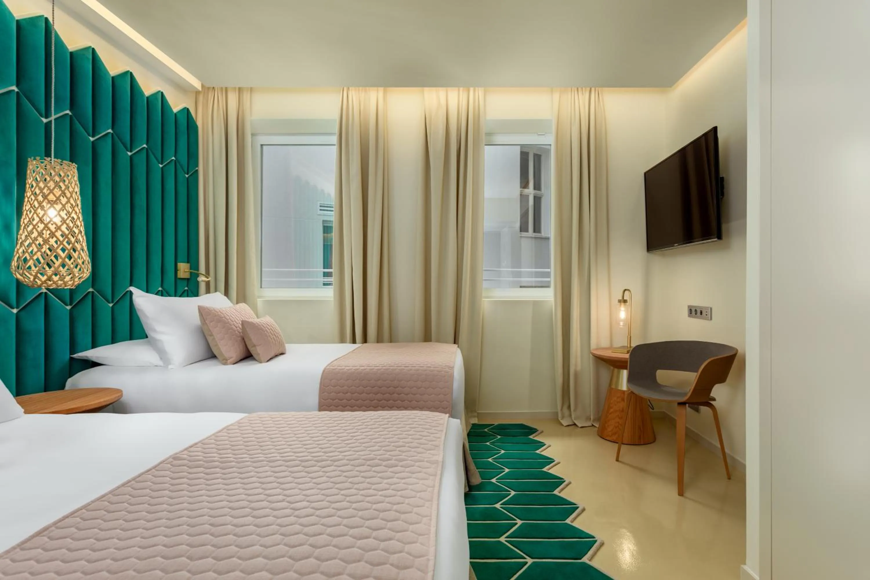 Bed in Room Mate Macarena, Madrid Gran Vía