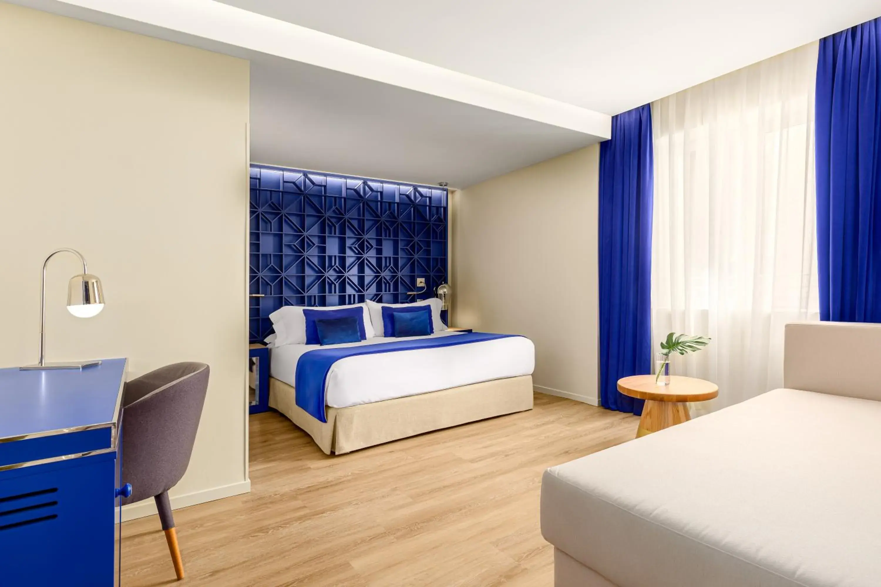 Standard Triple Room in Room Mate Macarena, Madrid Gran Vía Standard Triple Room in Room Mate Macarena, Madrid Gran Vía