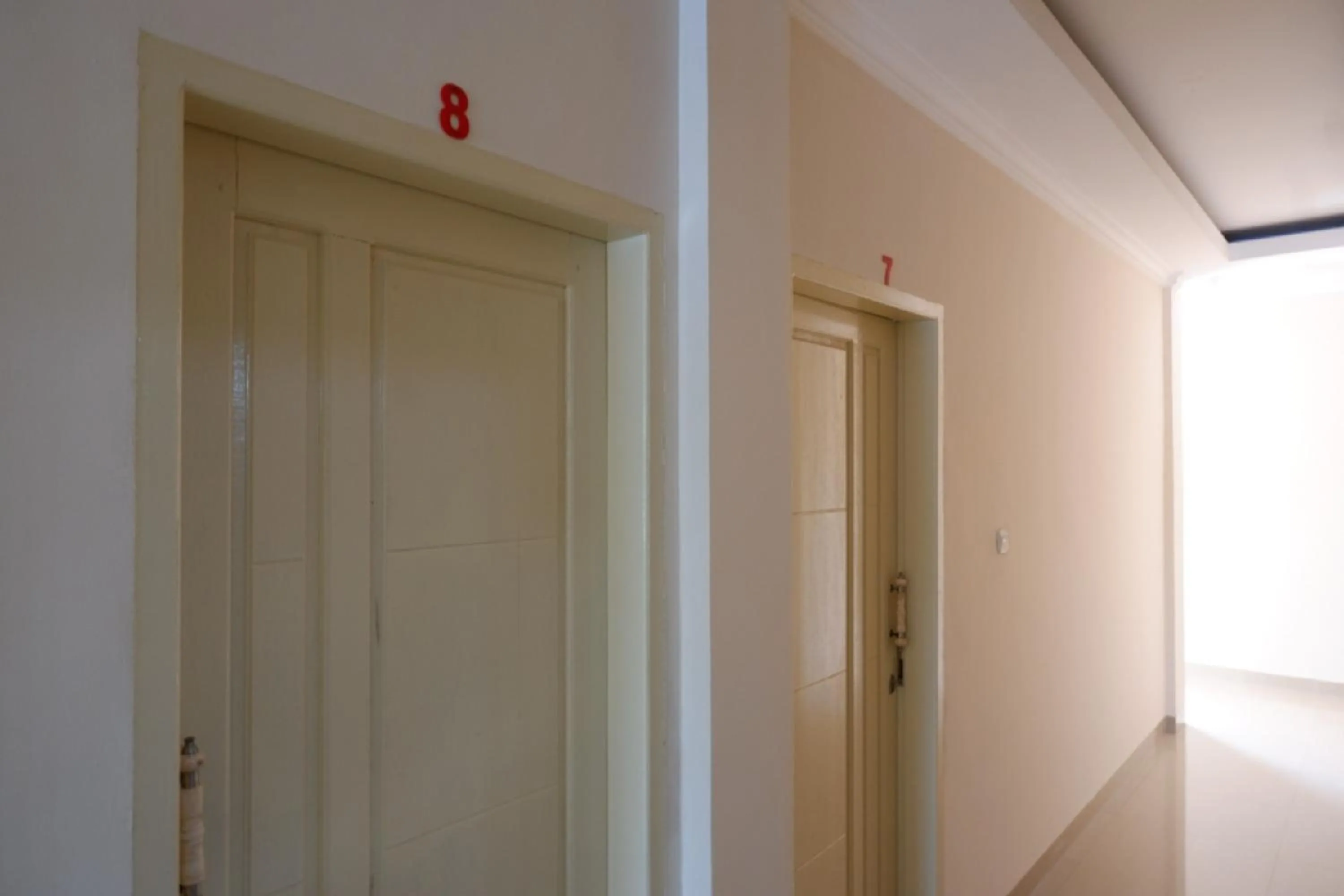 RedDoorz near Millenium Waterpark Palu