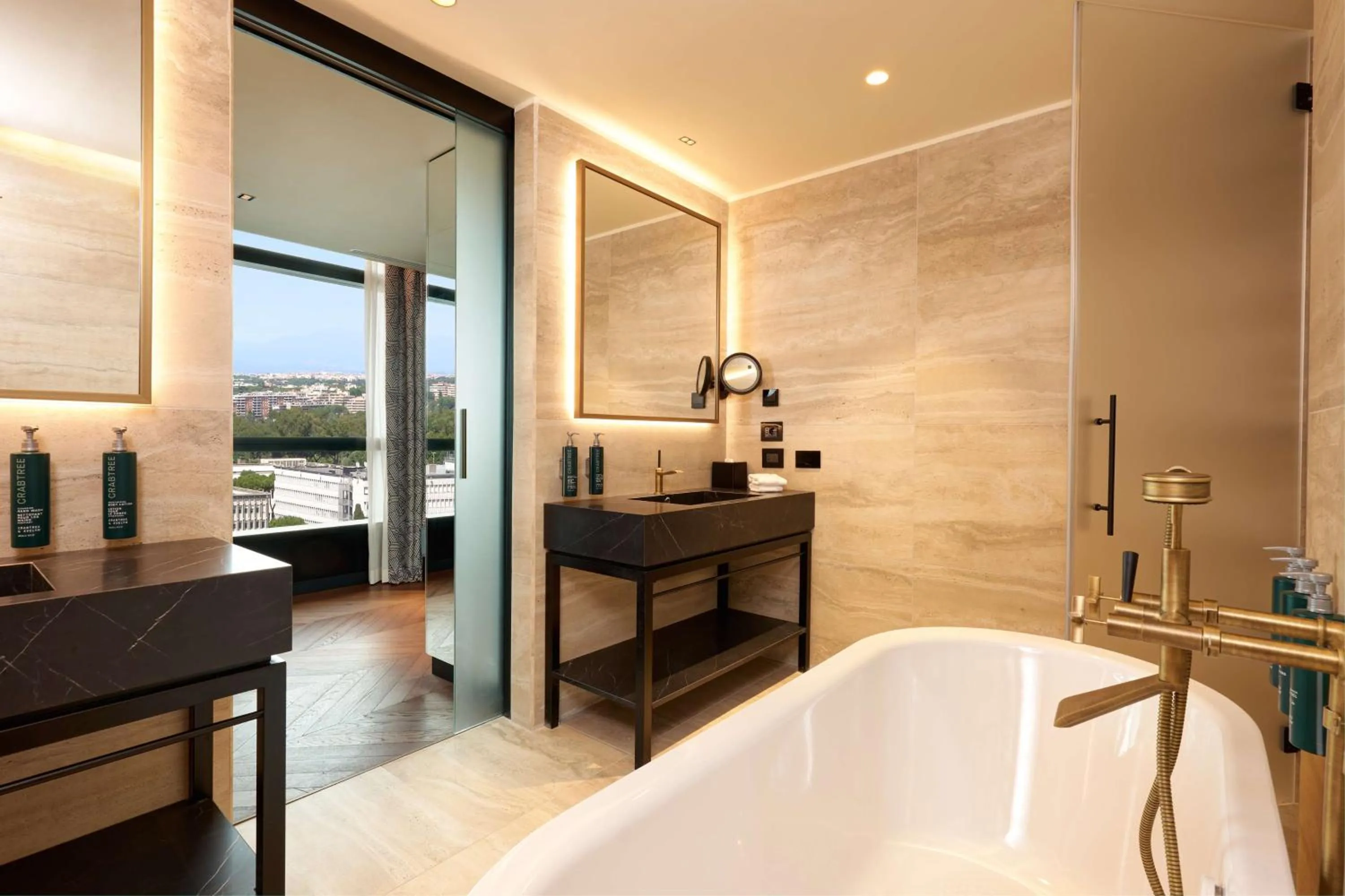 Bathroom in Hilton Rome Eur La Lama