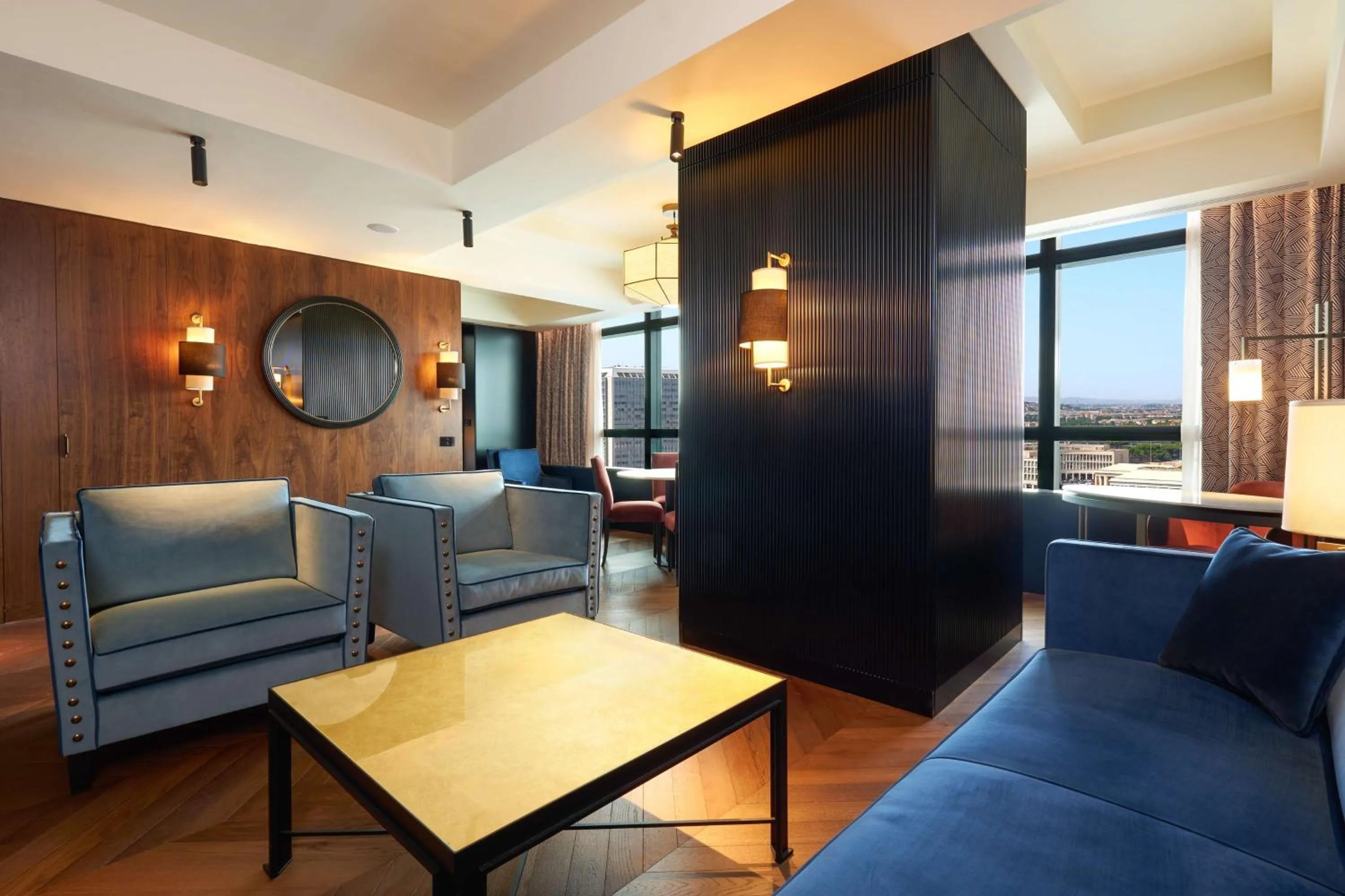 Living room in Hilton Rome Eur La Lama