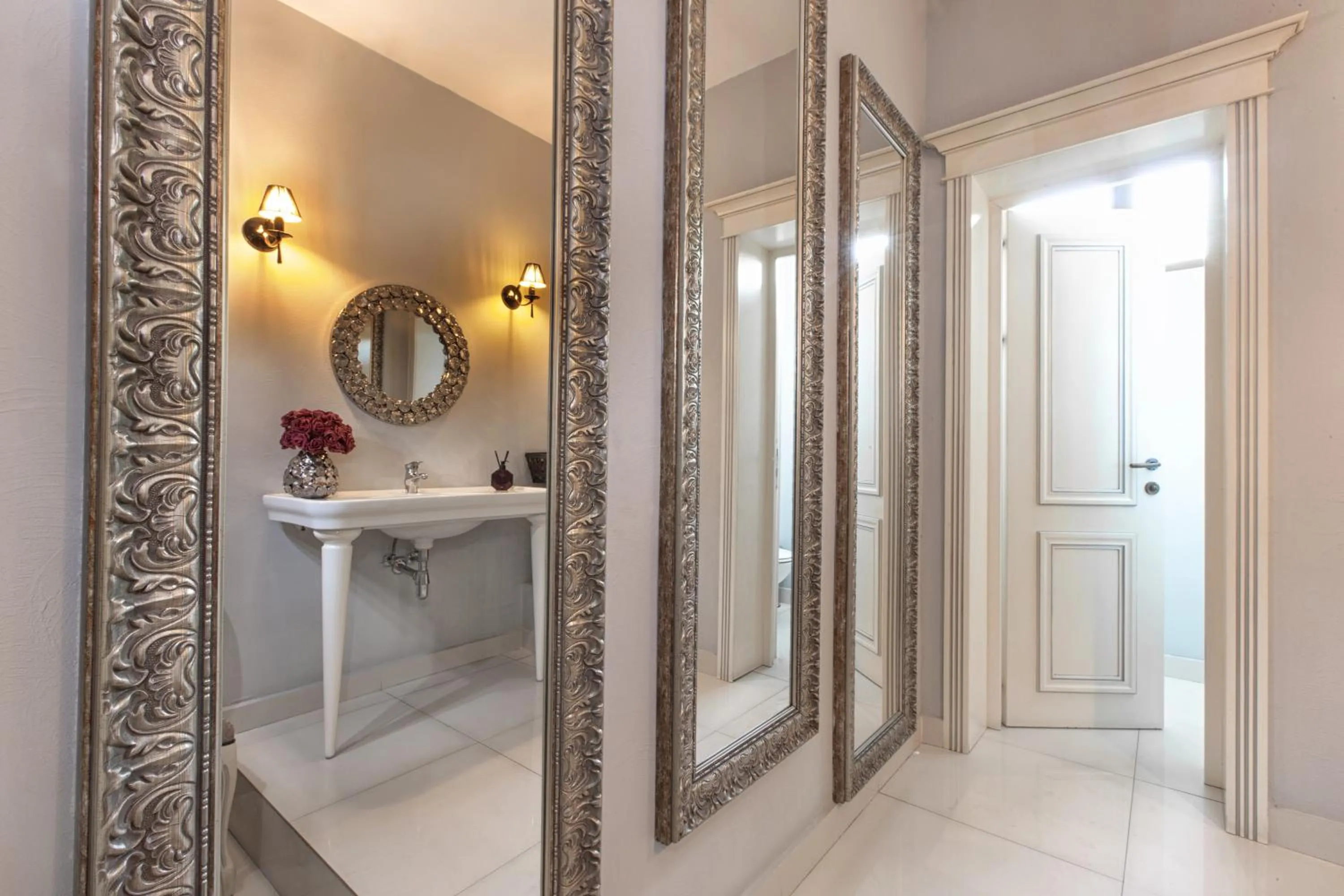 Bathroom in Carol Boutique & SPA ex Vila Cornelia