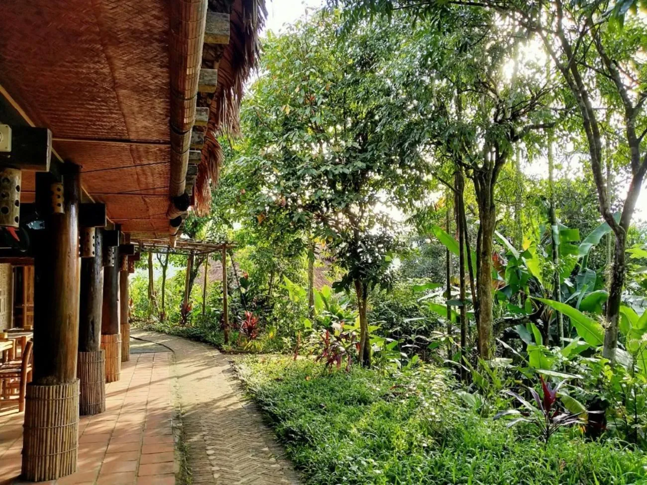 Restaurant/places to eat in PU LUONG BOUTIQUE GARDEN