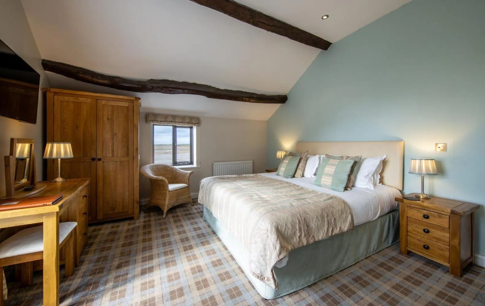 Photo of the whole room, Bed in The Inn at Ravenglass